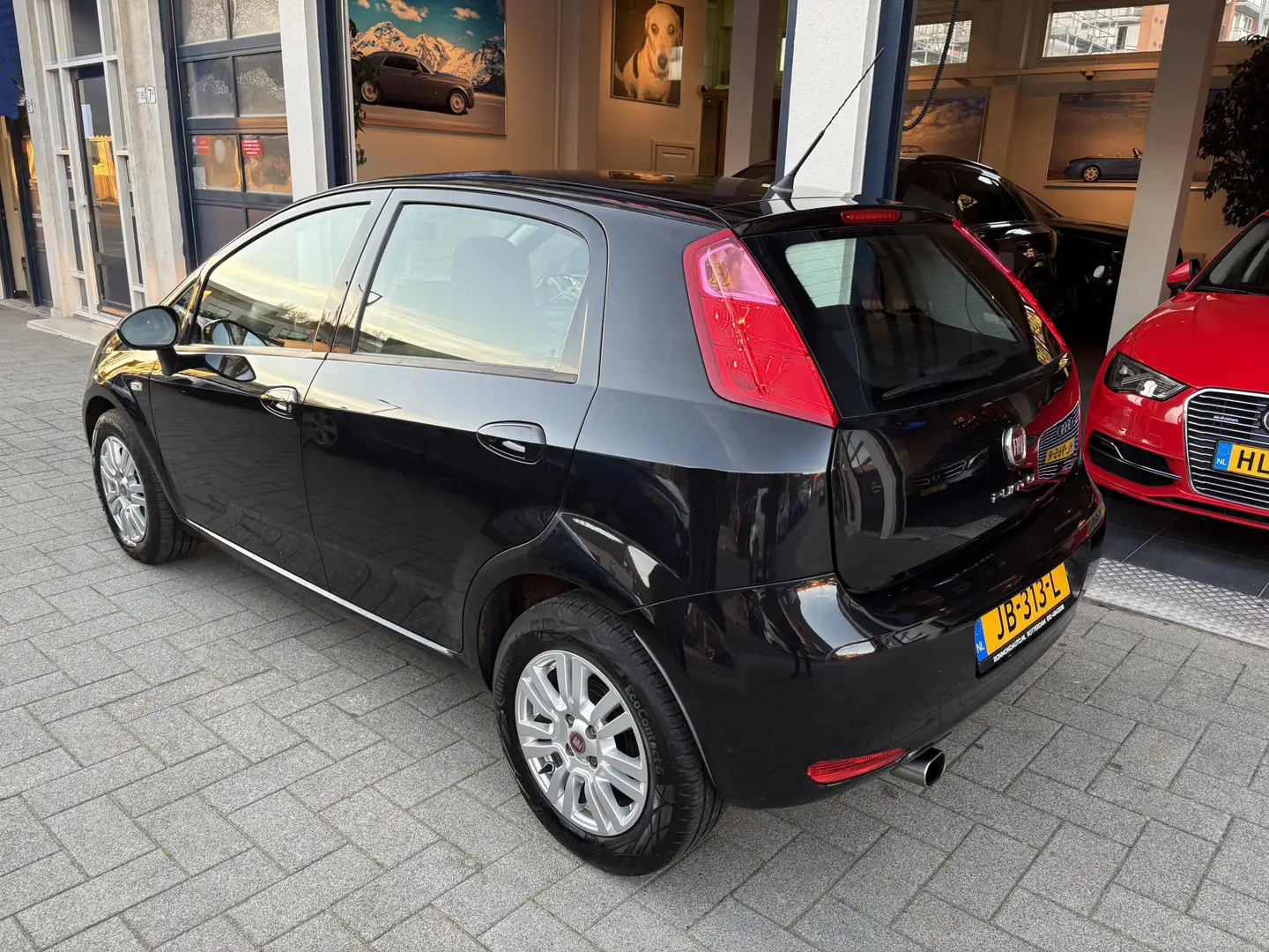 Fiat Punto Evo 0.9 TwinAir Lounge 5-DEURS/NW APK 10-2026 Noir - 2