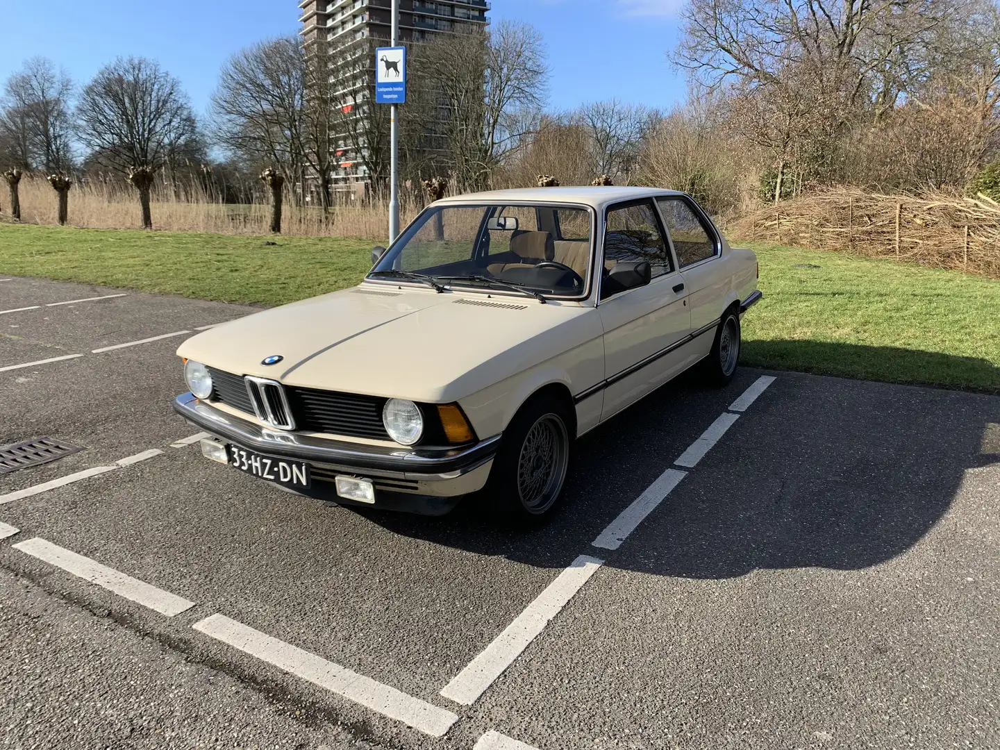 BMW 315 E21 - 2