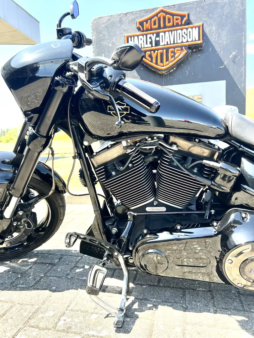 Harley-Davidson CVO Breakout - 2