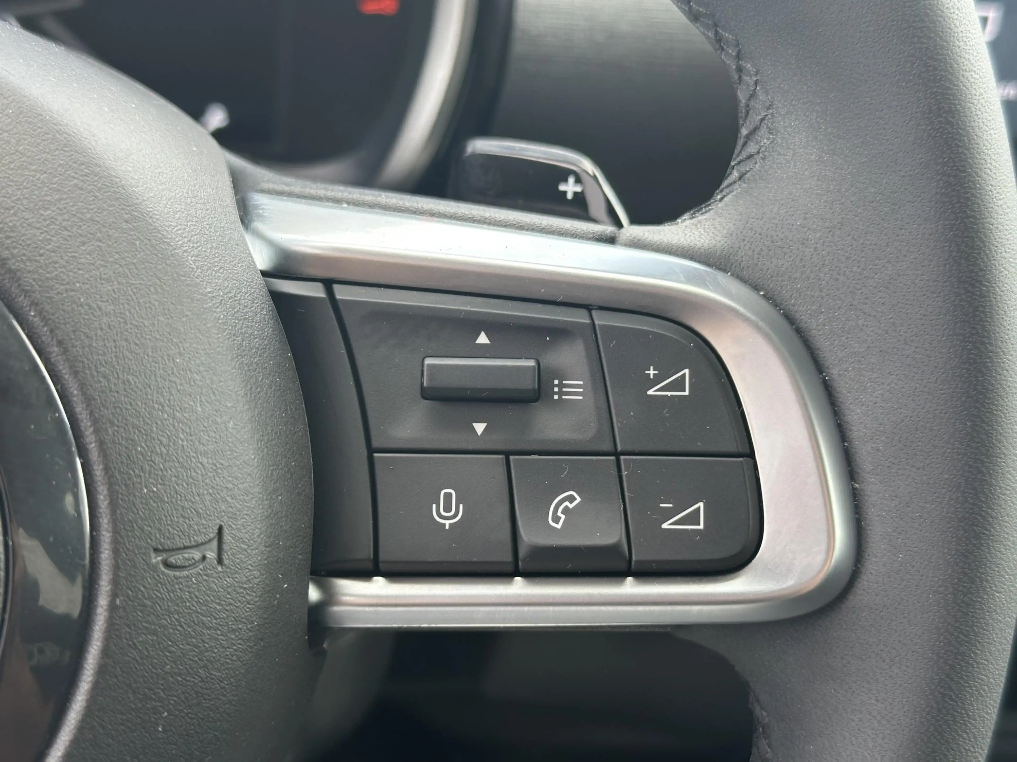 Fiat 600 1.2 Hybrid Icon / Apple Carplay & Android Auto / C — photo 9