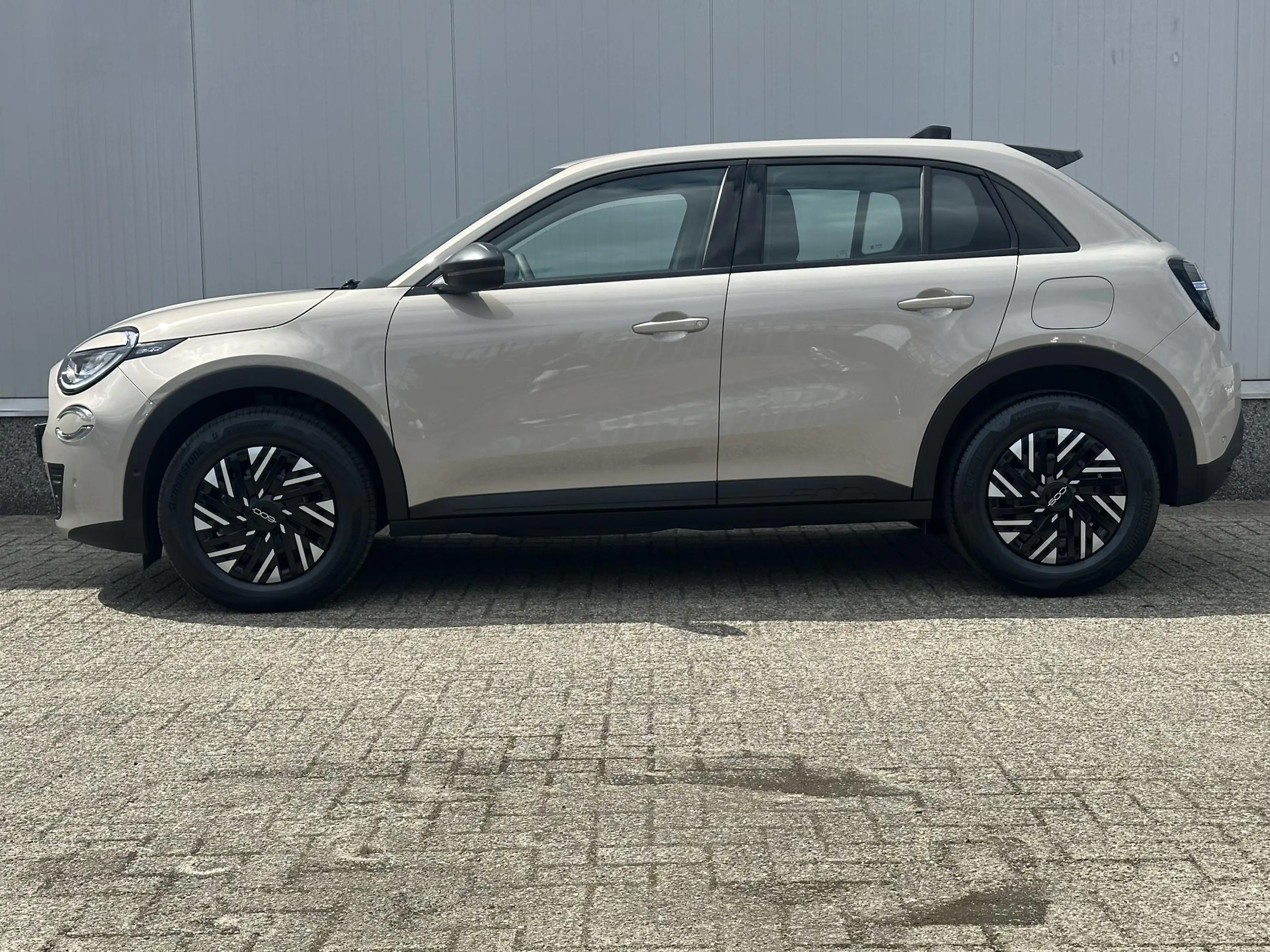 Fiat 600 1.2 Hybrid Icon / Apple Carplay & Android Auto / C — photo 8
