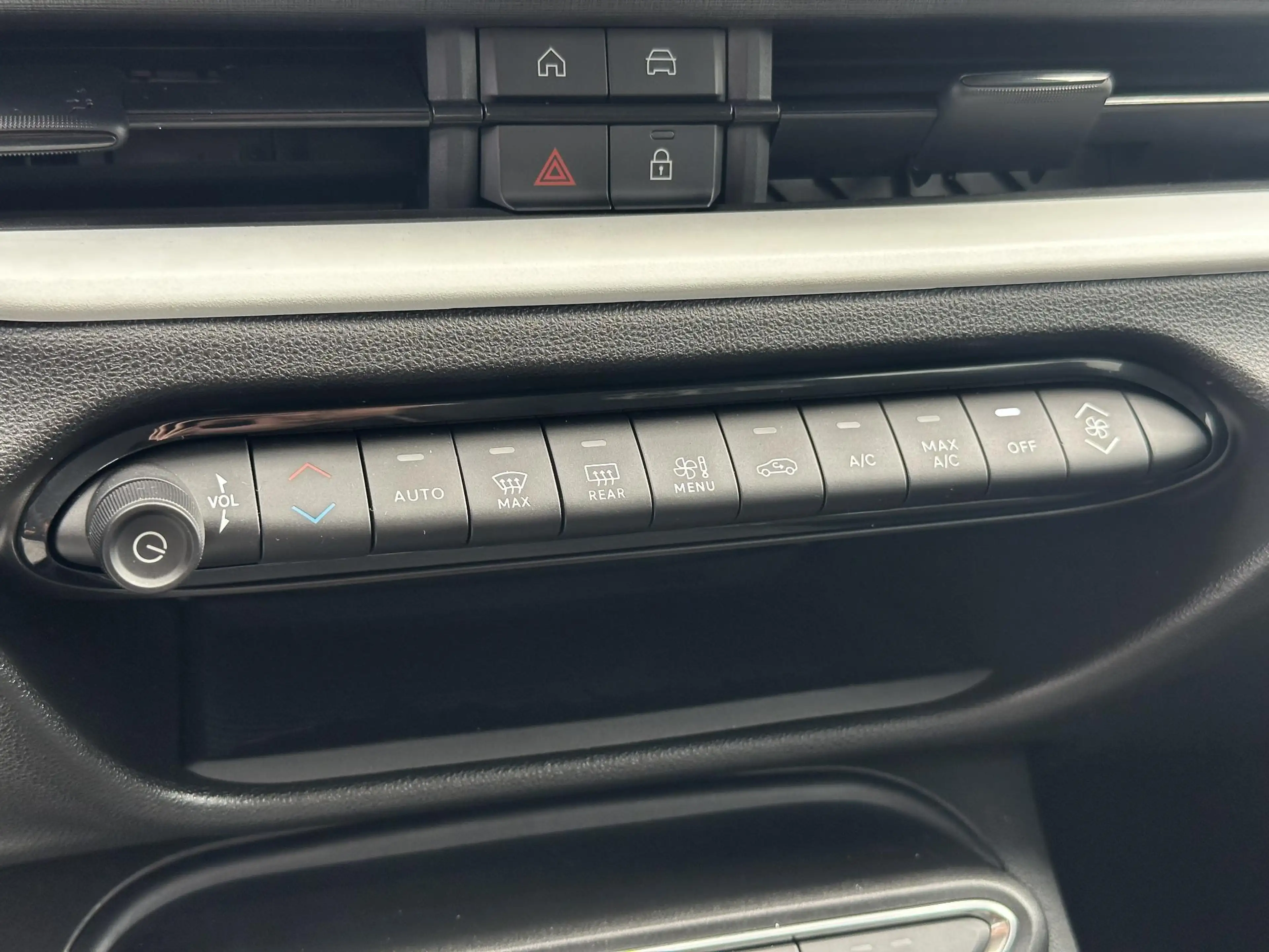 Fiat 600 1.2 Hybrid Icon / Apple Carplay & Android Auto / C — photo 4