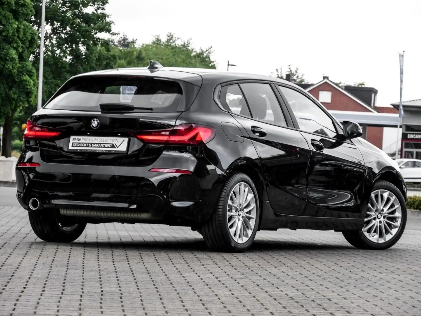 BMW 118 i ADVANTAGE+LED+SHZ+PDC+17" LMR Black - 2