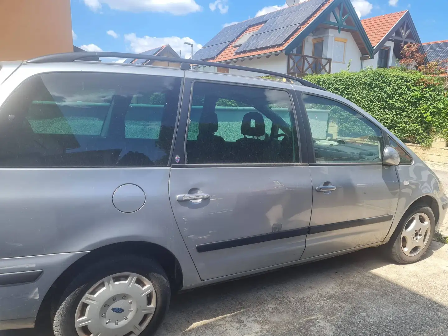 Ford Galaxy Galaxy Ghia 1,9 PD TD Ghia Silber - 1
