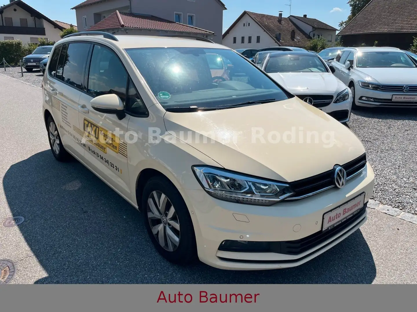 Volkswagen Touran 2.0 TDI SCR SOUND BMT *LED*NAVI*7 Sitze* Beżowy - 1