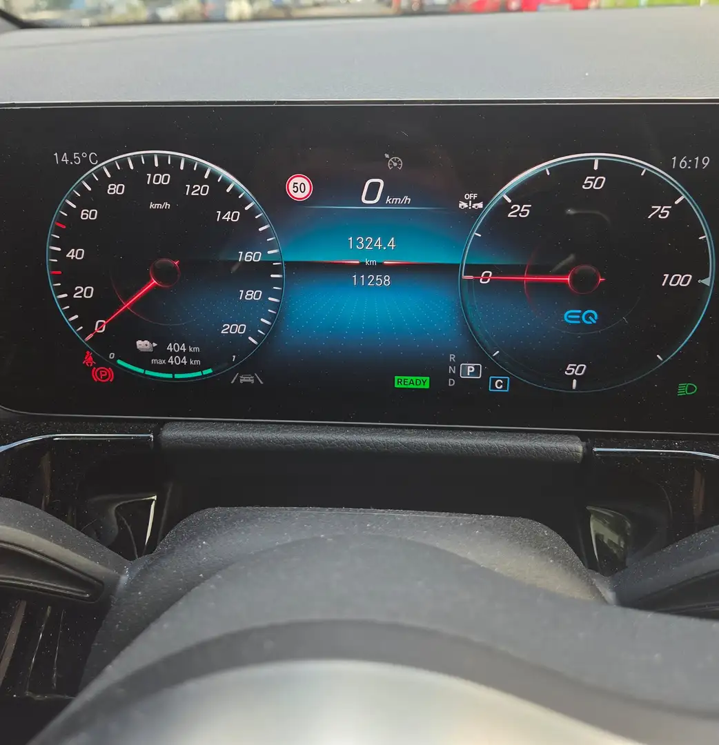 Mercedes-Benz EQA 250 EQA 250 AMG Line Negro - 1