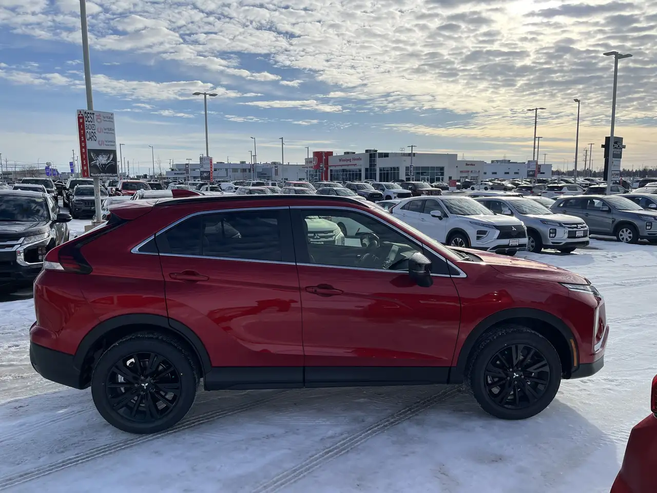 Mitsubishi Eclipse Cross снимка Mitsubishi Eclipse Cross