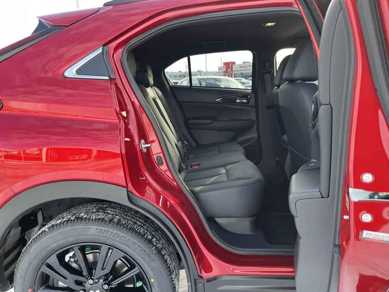 Mitsubishi Eclipse Cross снимка Mitsubishi Eclipse Cross
