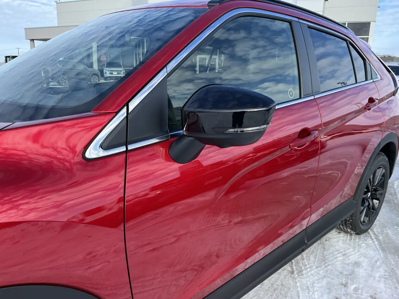 Mitsubishi Eclipse Cross снимка Mitsubishi Eclipse Cross