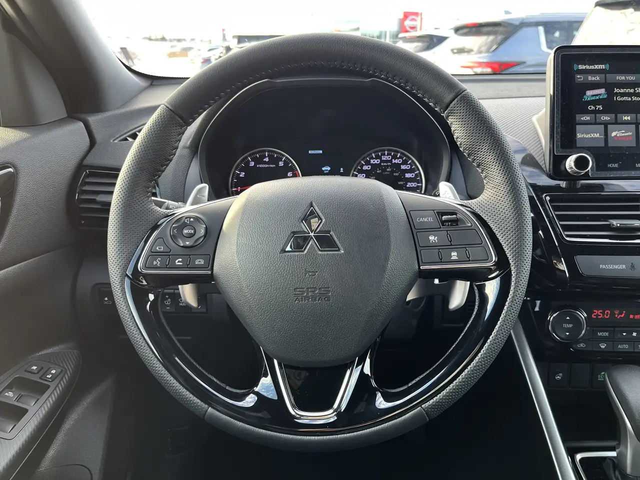Mitsubishi Eclipse Cross снимка Mitsubishi Eclipse Cross