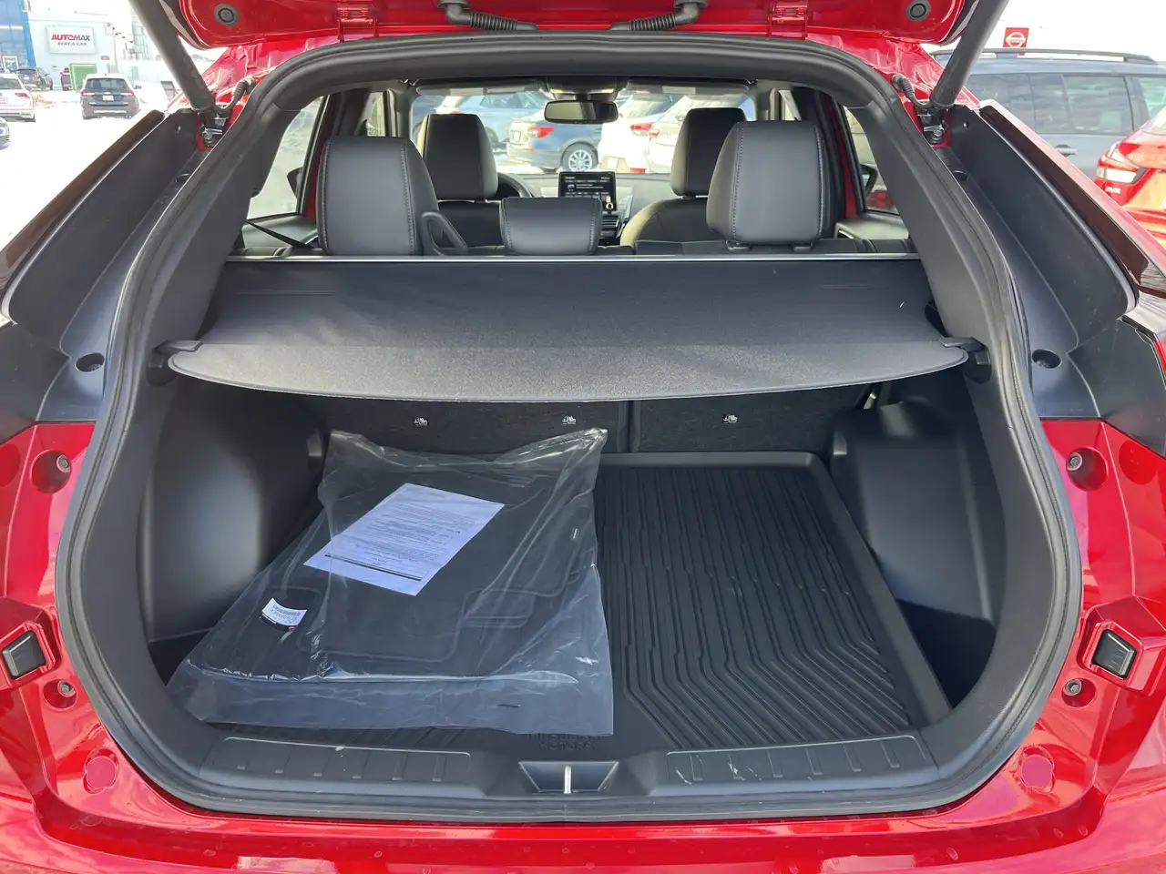 Mitsubishi Eclipse Cross снимка Mitsubishi Eclipse Cross