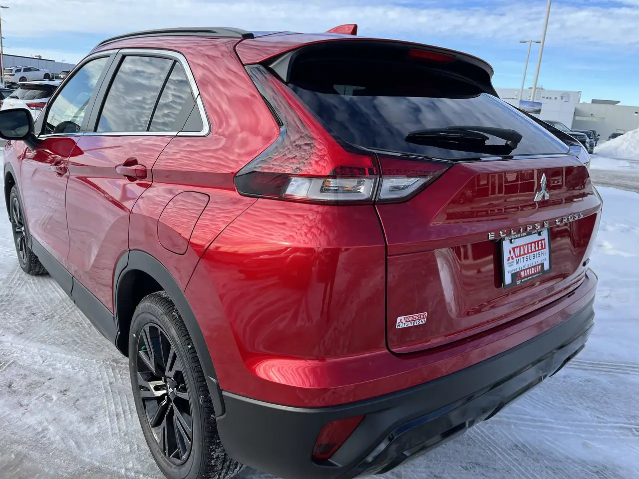Mitsubishi Eclipse Cross снимка Mitsubishi Eclipse Cross