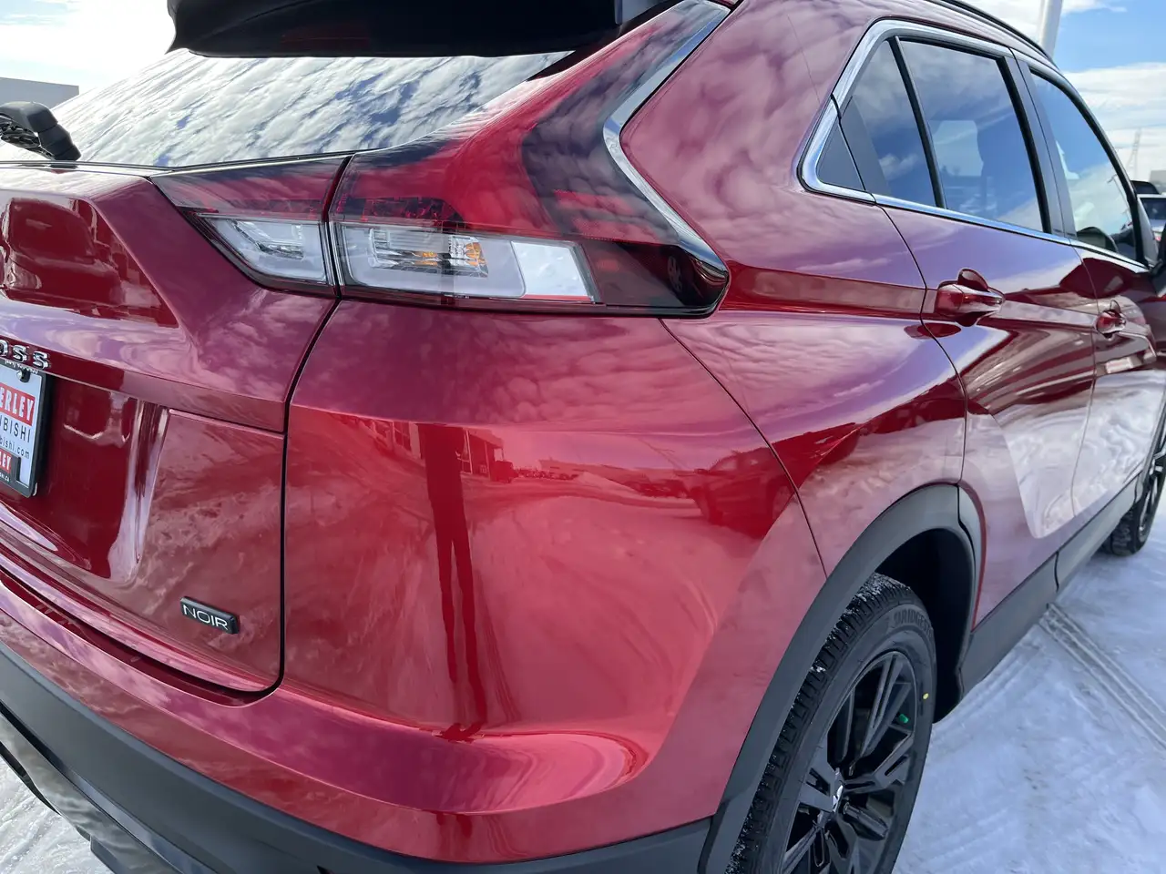 Mitsubishi Eclipse Cross снимка Mitsubishi Eclipse Cross