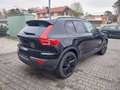 Volvo XC40 B4 Ultra Black Edition ACC, AHK, Pano Noir - thumbnail 3