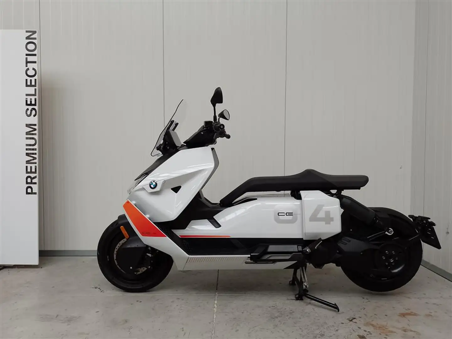 BMW CE 04 0 - 1