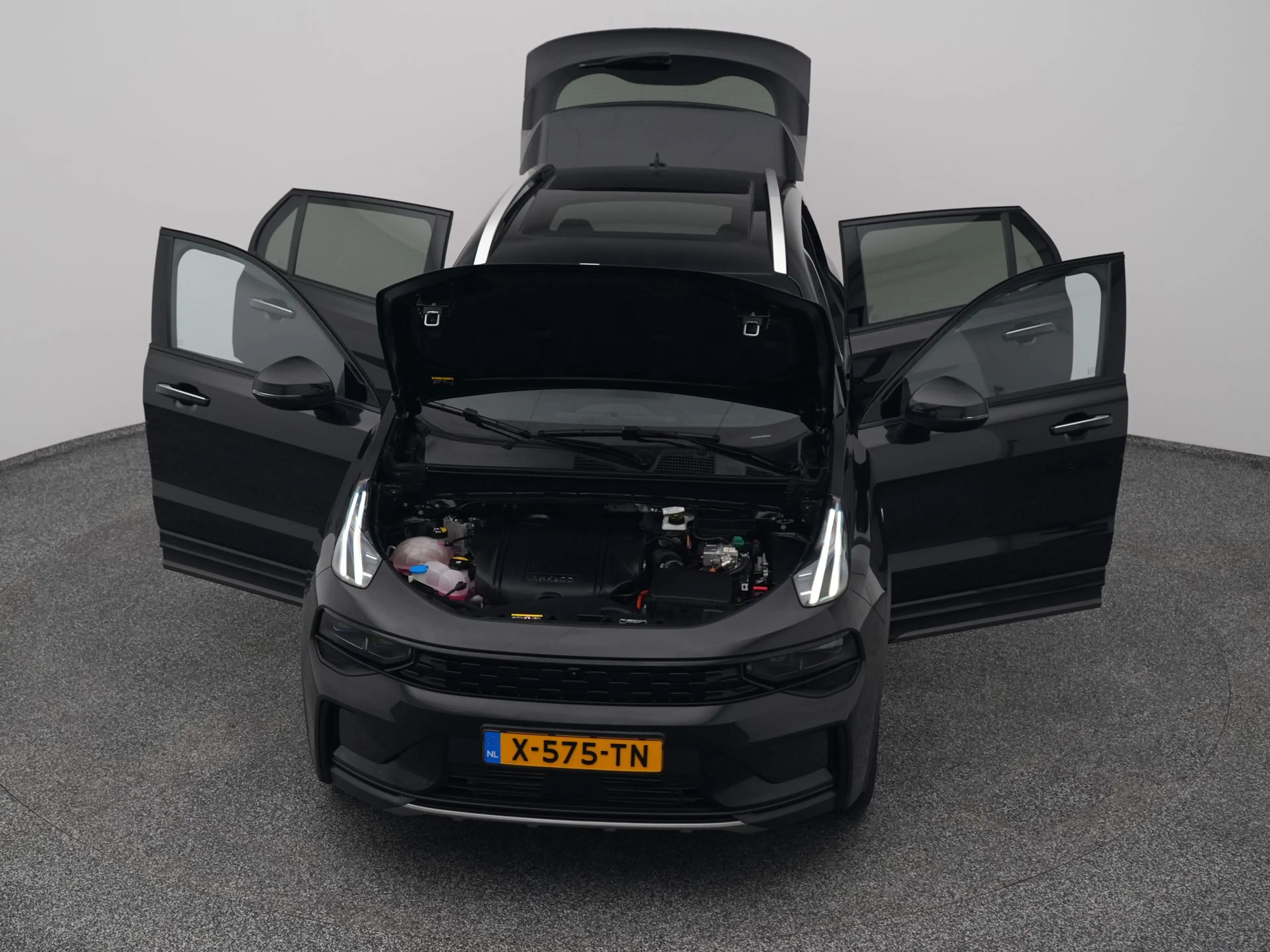 Lynk & Co 01 1.5 Plug-in Hybrid | 360° | BLACK | ZWARTE HEMEL | — photo 27