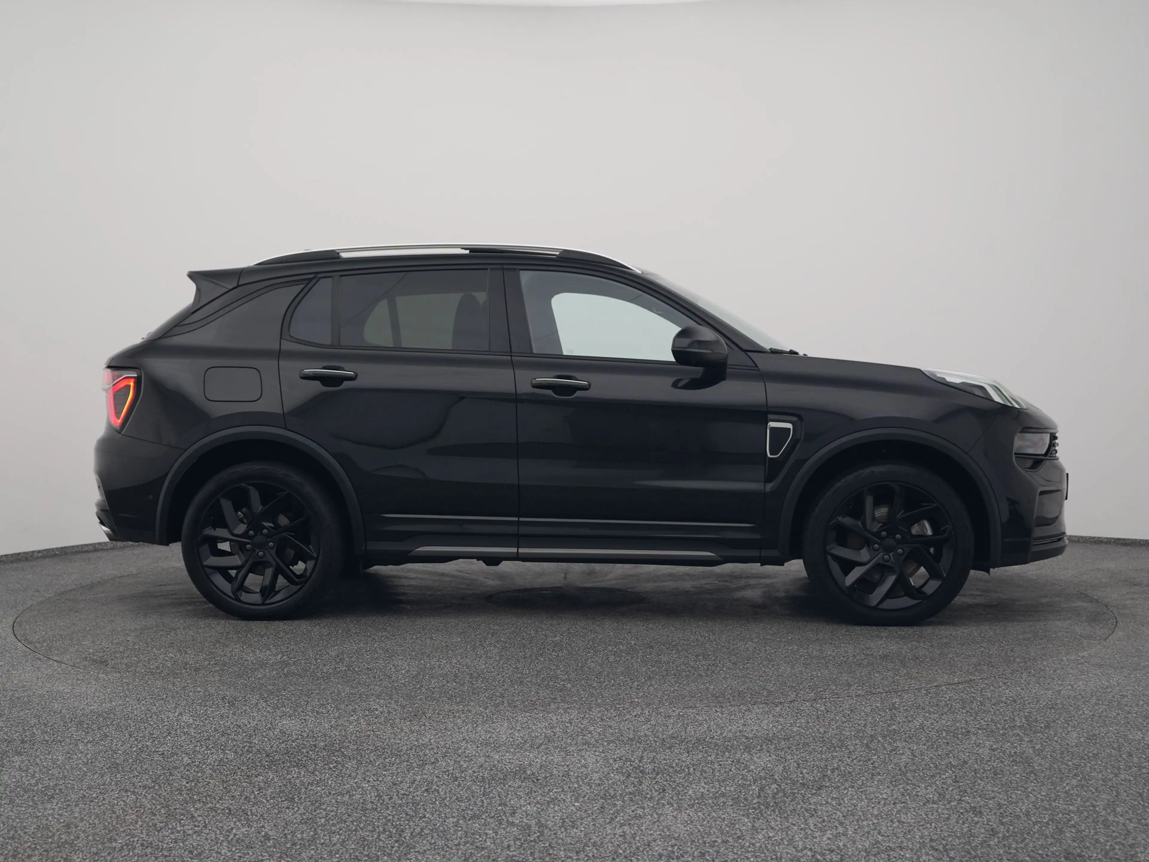 Lynk & Co 01 1.5 Plug-in Hybrid | 360° | BLACK | ZWARTE HEMEL | — photo 14