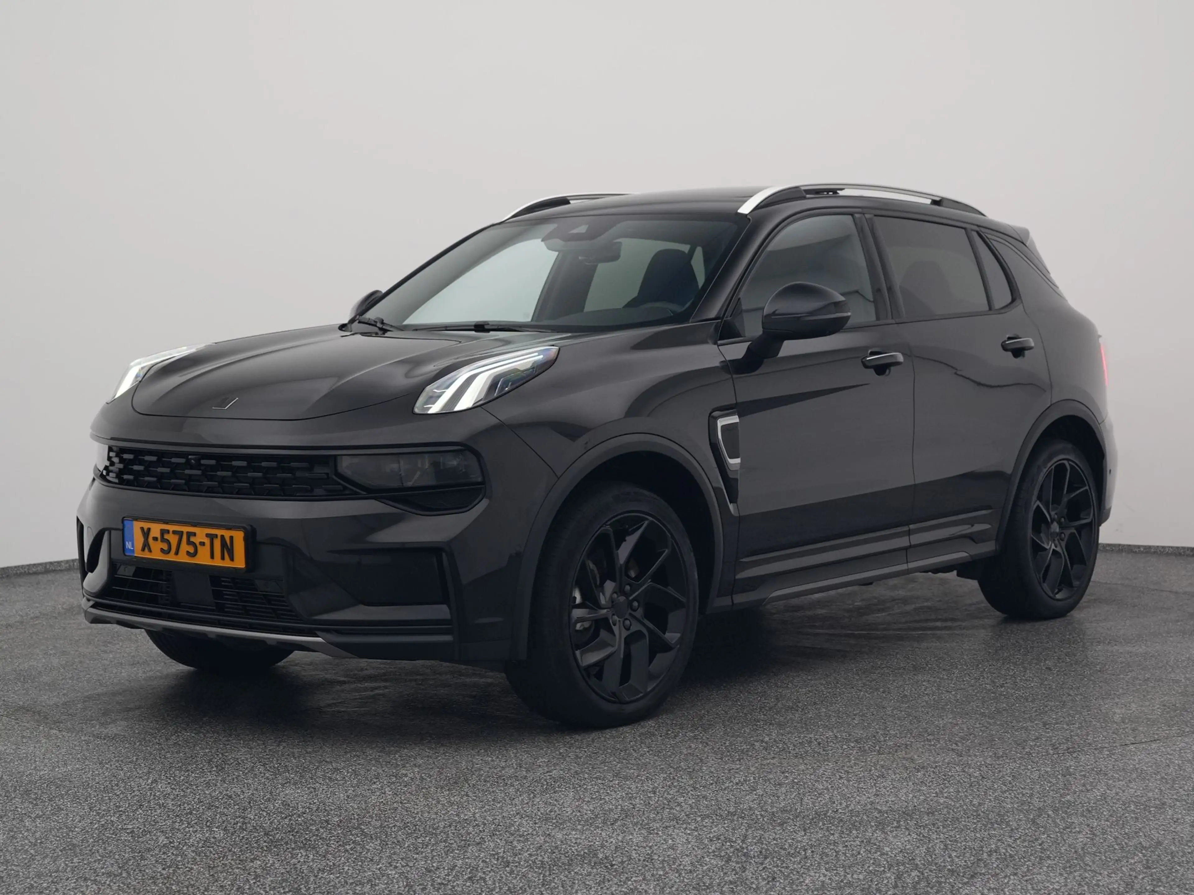 Lynk & Co 01 1.5 Plug-in Hybrid | 360° | BLACK | ZWARTE HEMEL |