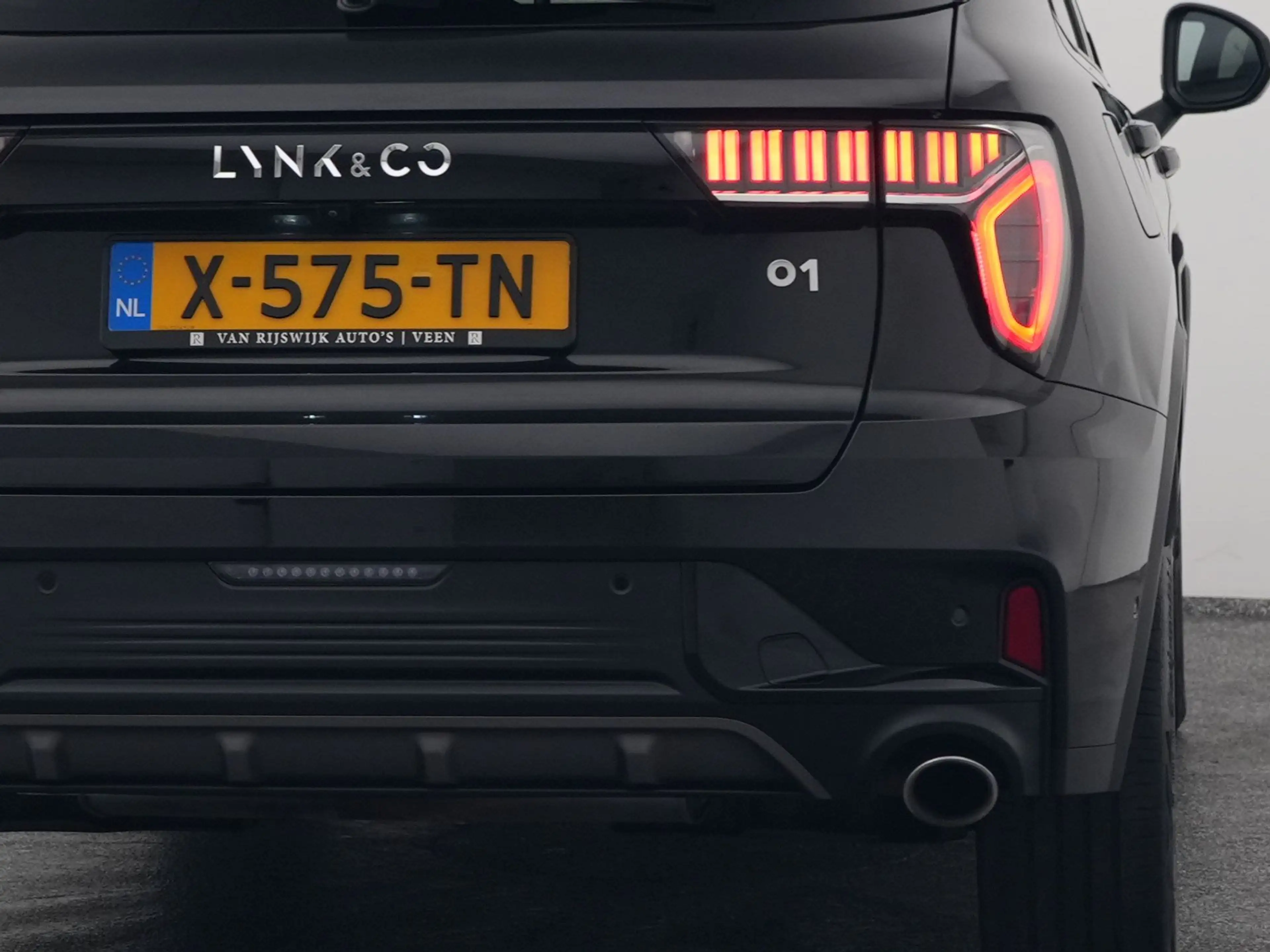 Lynk & Co 01 1.5 Plug-in Hybrid | 360° | BLACK | ZWARTE HEMEL | — photo 20