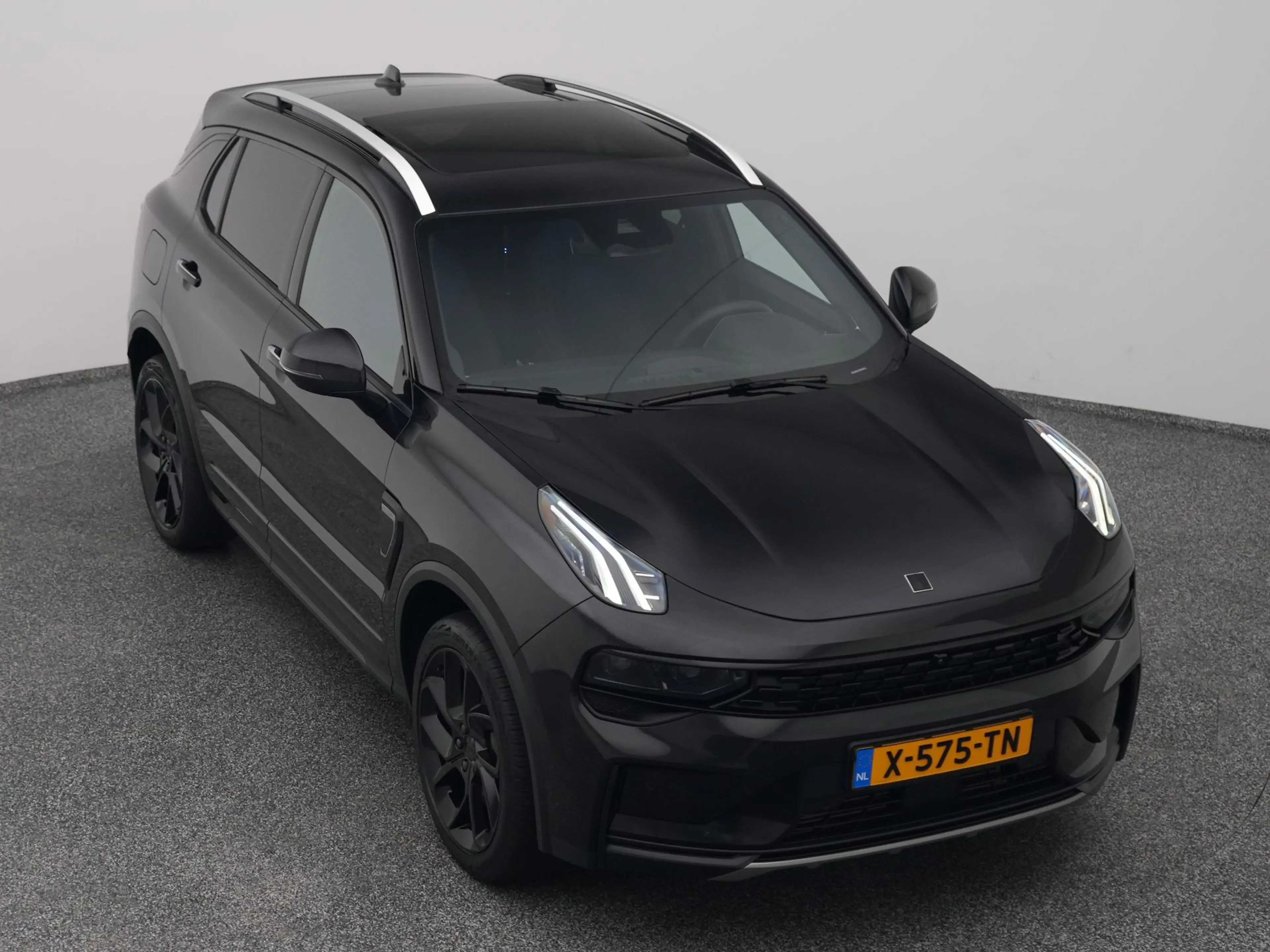 Lynk & Co 01 1.5 Plug-in Hybrid | 360° | BLACK | ZWARTE HEMEL | — photo 24