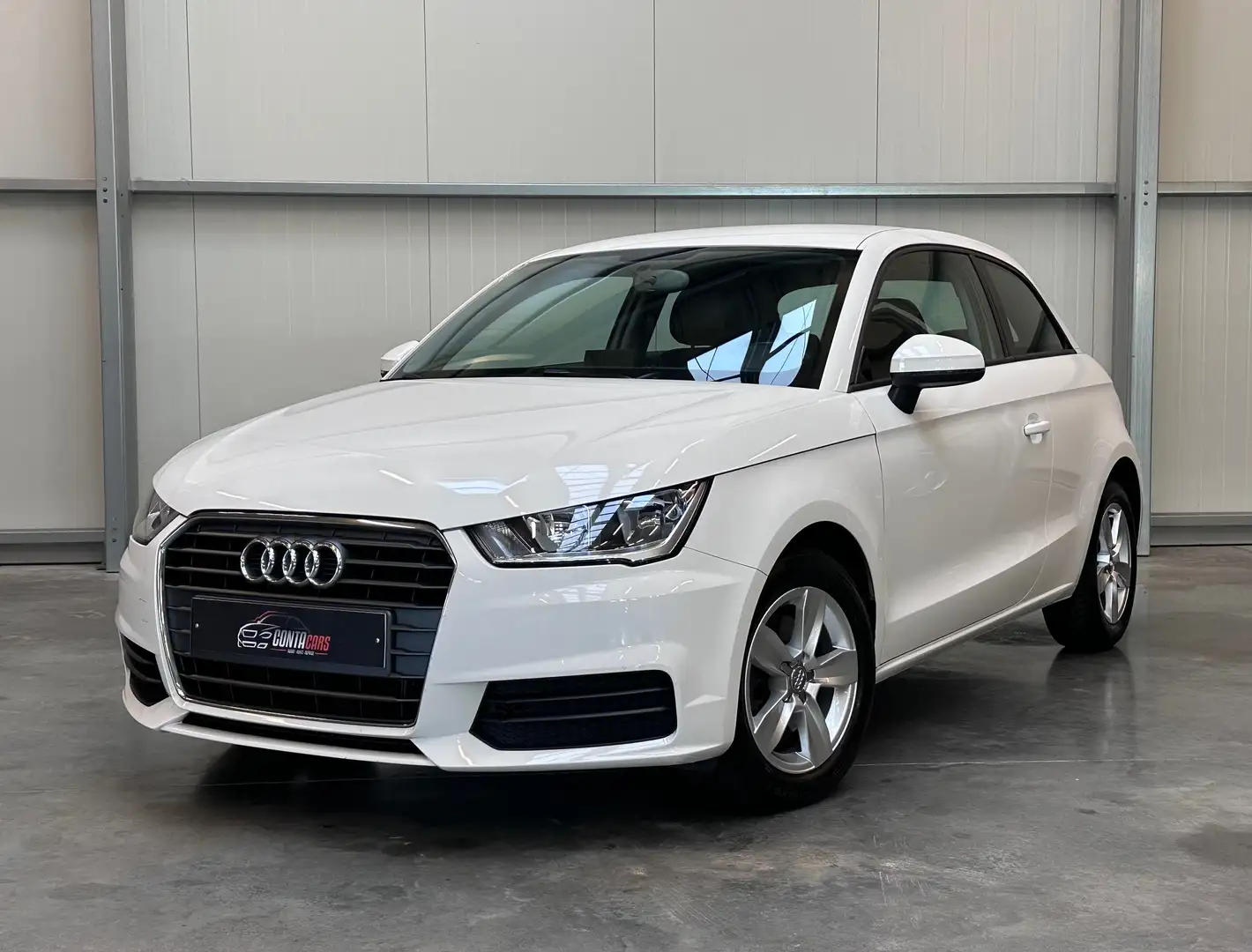 Audi A1 *GARANTIE 12 MOIS* A1 1.6 TDi Weiß - 1