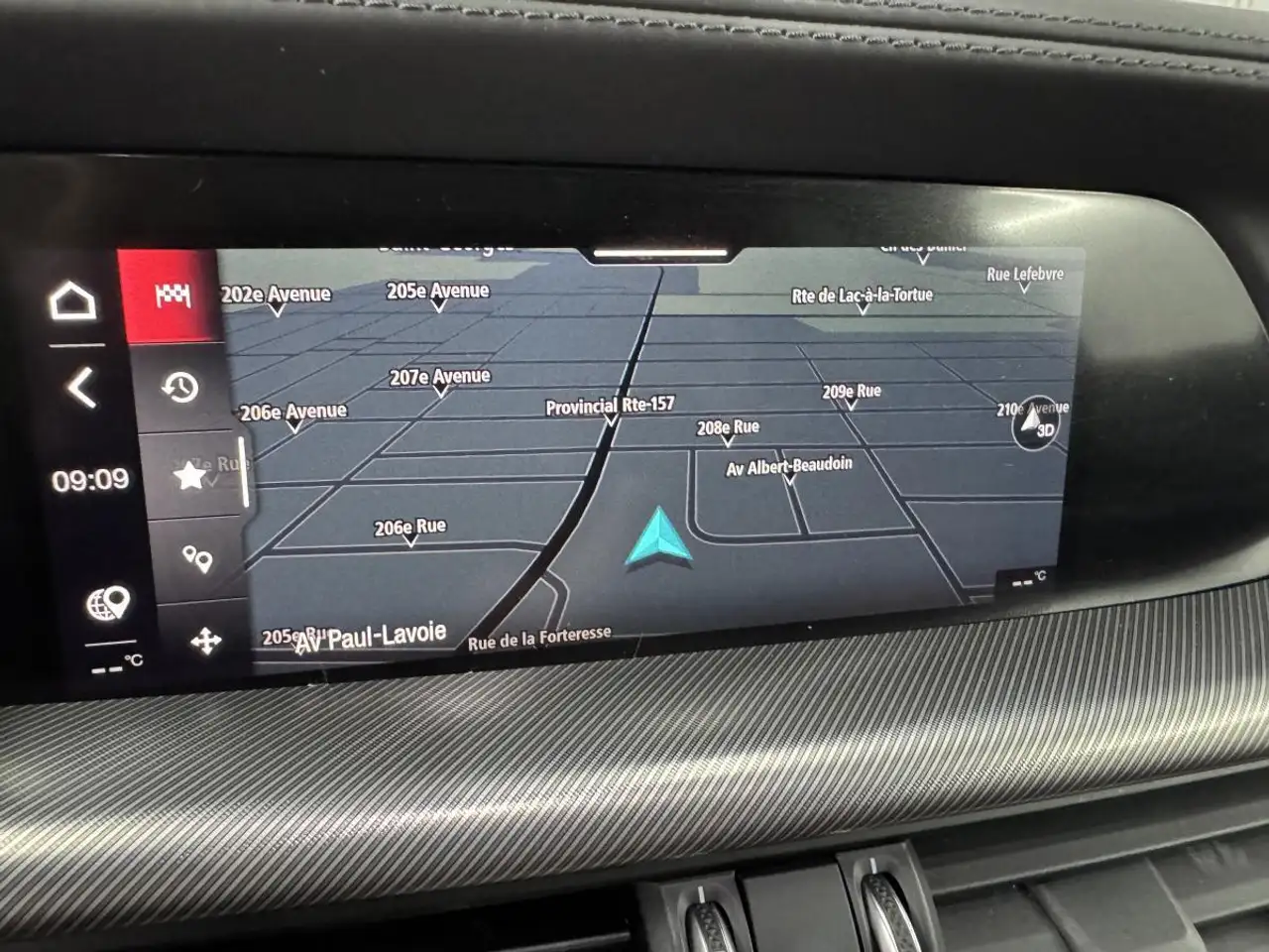 Alfa Romeo Stelvio снимка Alfa Romeo Stelvio