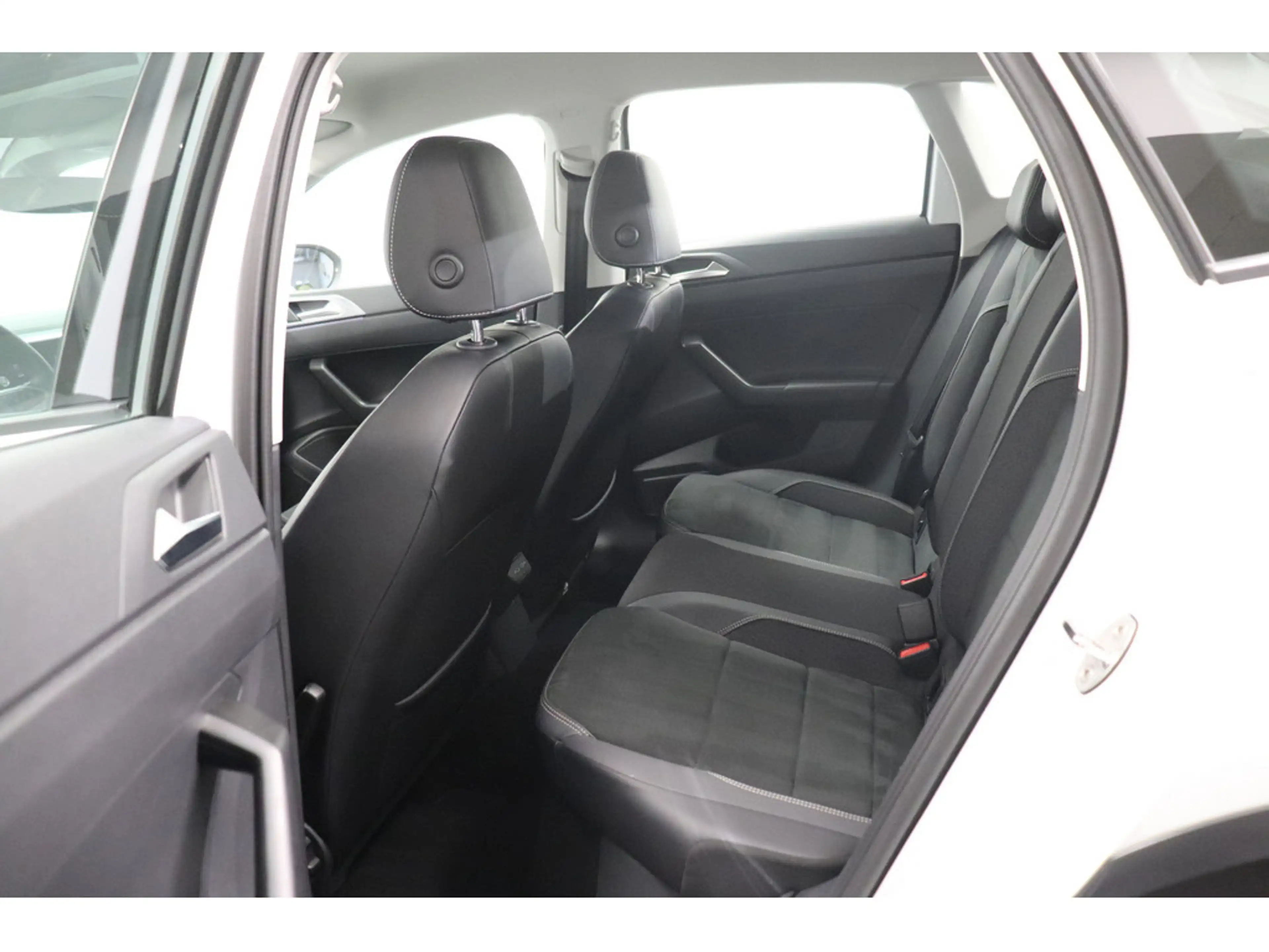 Volkswagen Taigo 1.5 TSI Style DSG #Matrix #NAVI — photo 13