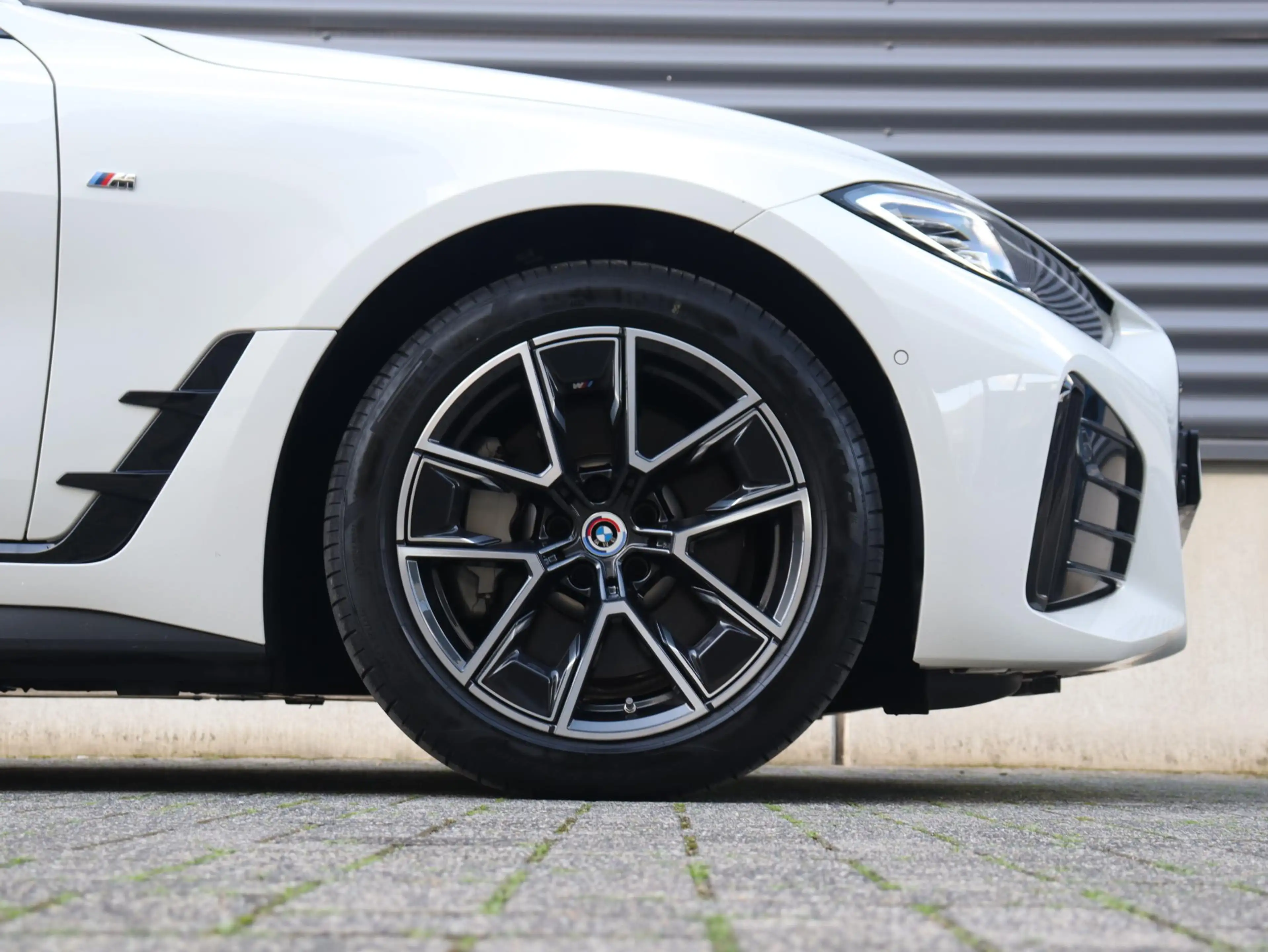BMW i4 eDrive40 | High Executive | M Sportpakket | Head-U — photo 6