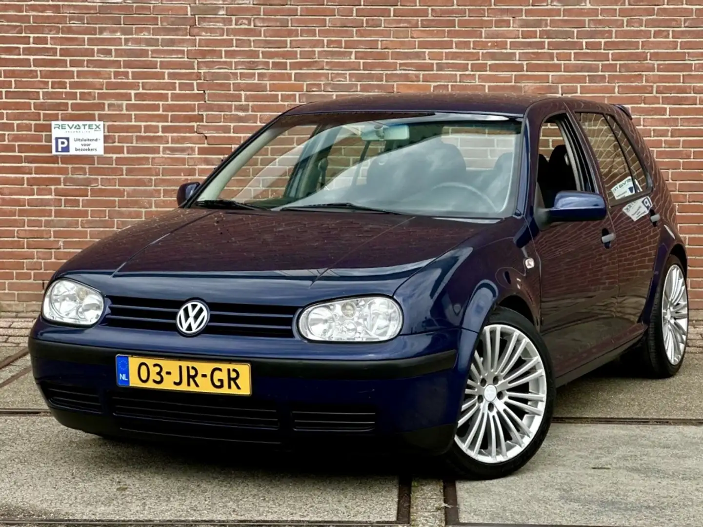 Volkswagen Golf 1.6-16V Bleu - 1
