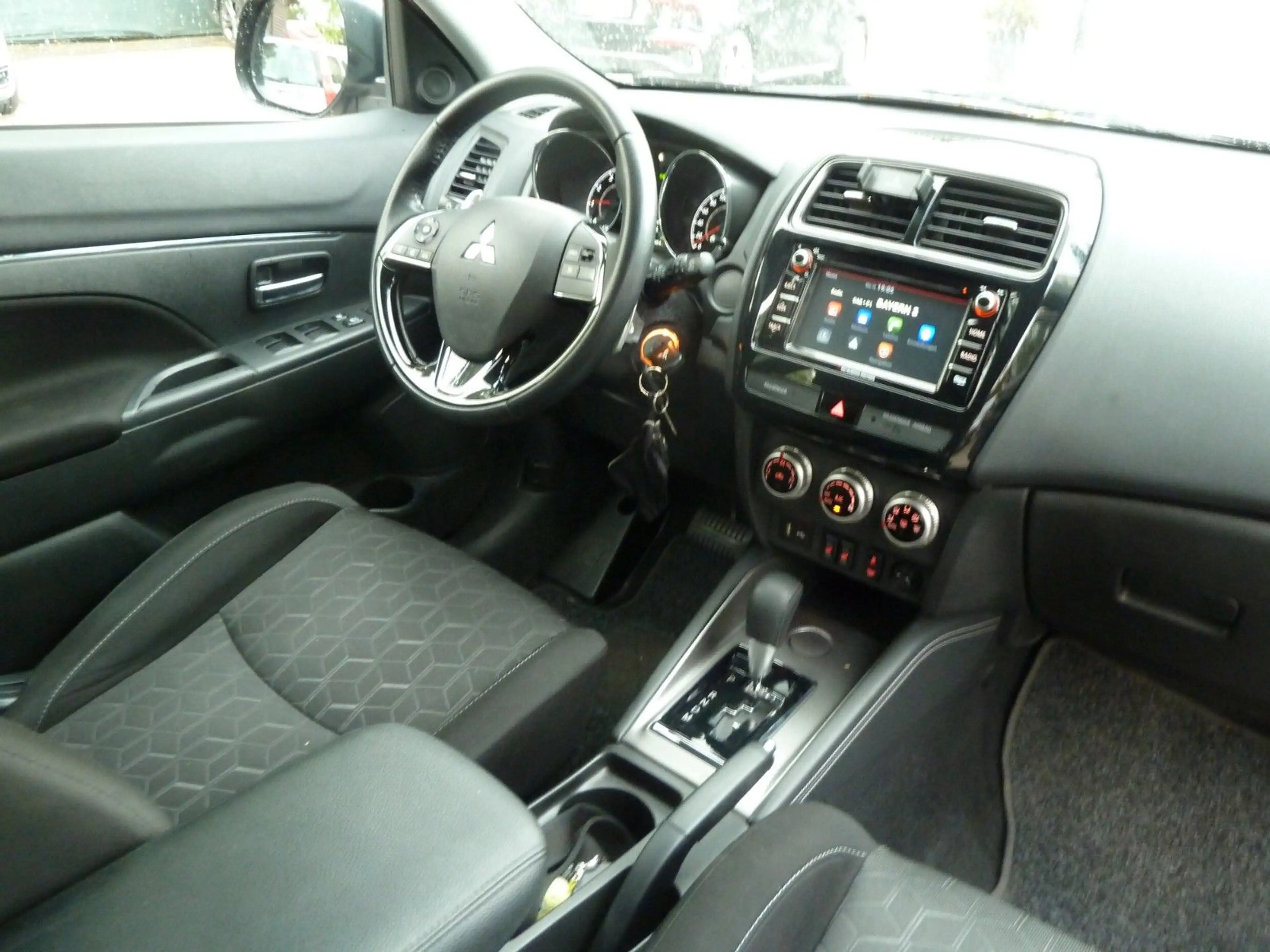 Mitsubishi ASX Intro Edition 2WD — photo 7