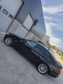 BMW F10 3L weinig Km 149.000 goede staat gekeurd.