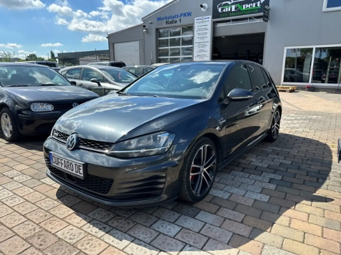 Volkswagen Golf VII GTD BMT 2.0 TDI Start-Stopp StandHZG AHK-klapp Grau - 2