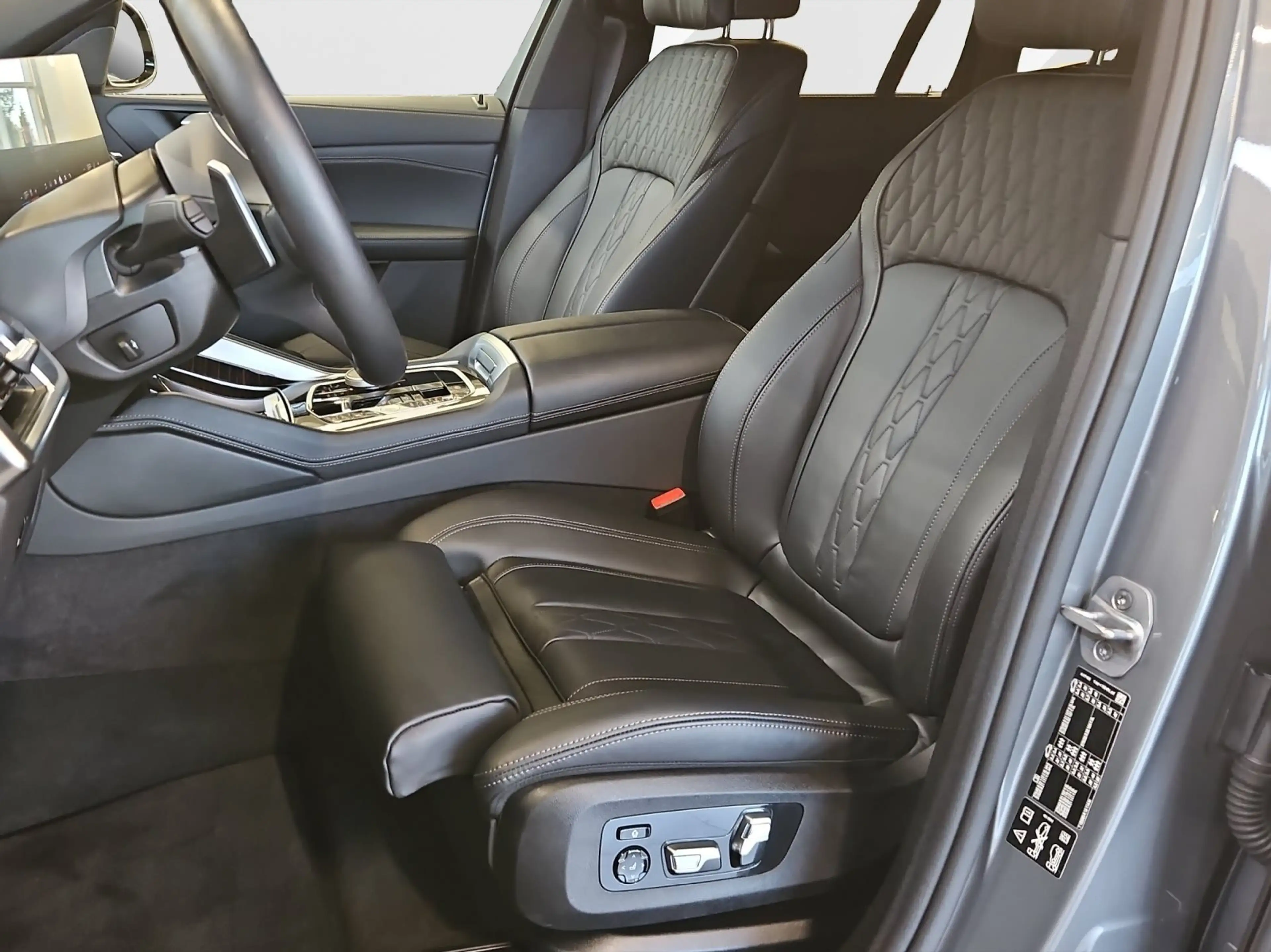 BMW X6 xDrive40d M Sport/ ab Brutto 777,- € Leasing über — photo 13