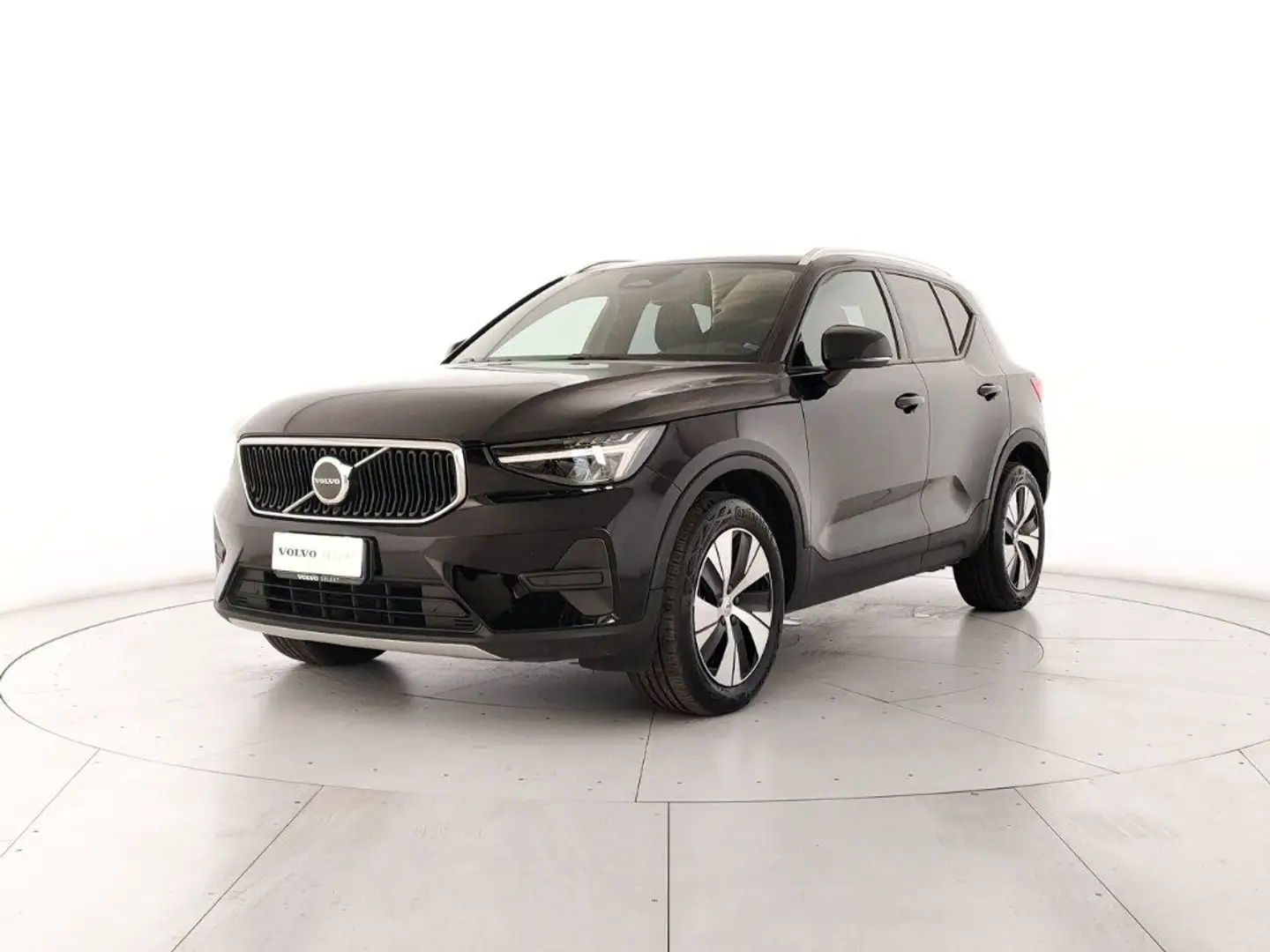 Volvo XC40 B3 automatico Core Nero - 2