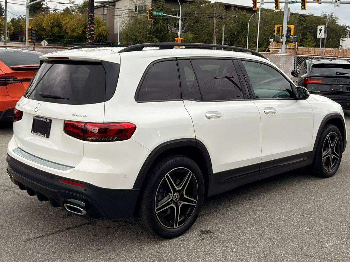 2022 Mercedes-Benz GLB — view 5