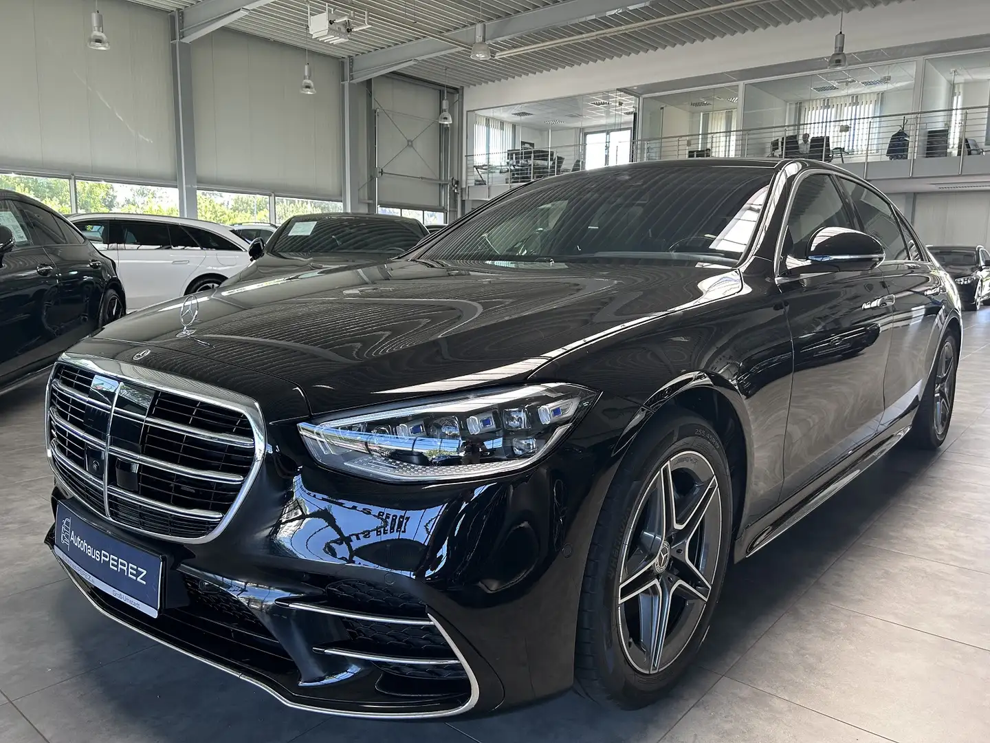 Mercedes-Benz S 450 4M L AMG MBUX HIGH END FOND-MULTIKONTUR Schwarz - 2