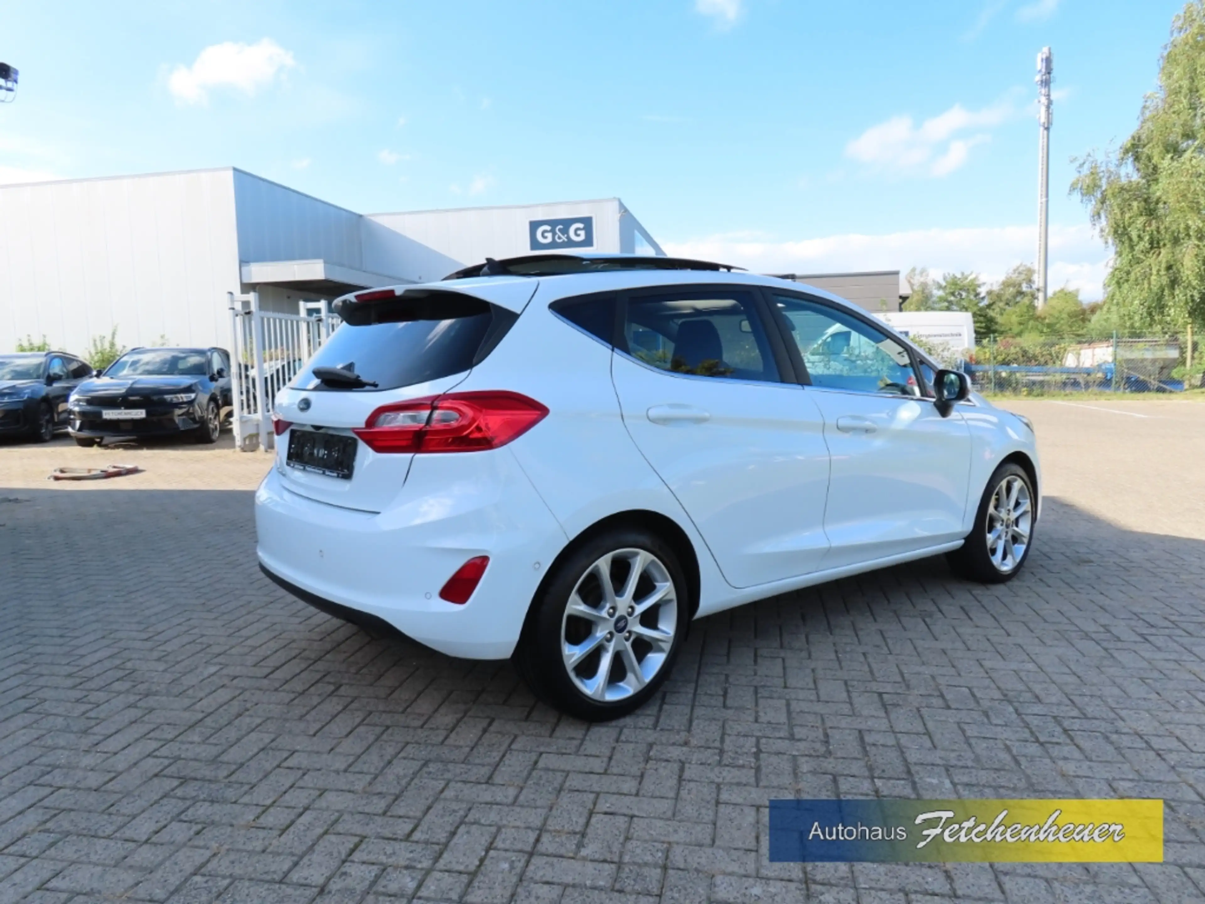 Ford Fiesta Titan. NAVI+LED+RFK+ACC+SHZ+B&O+ALU+PANO — photo 4