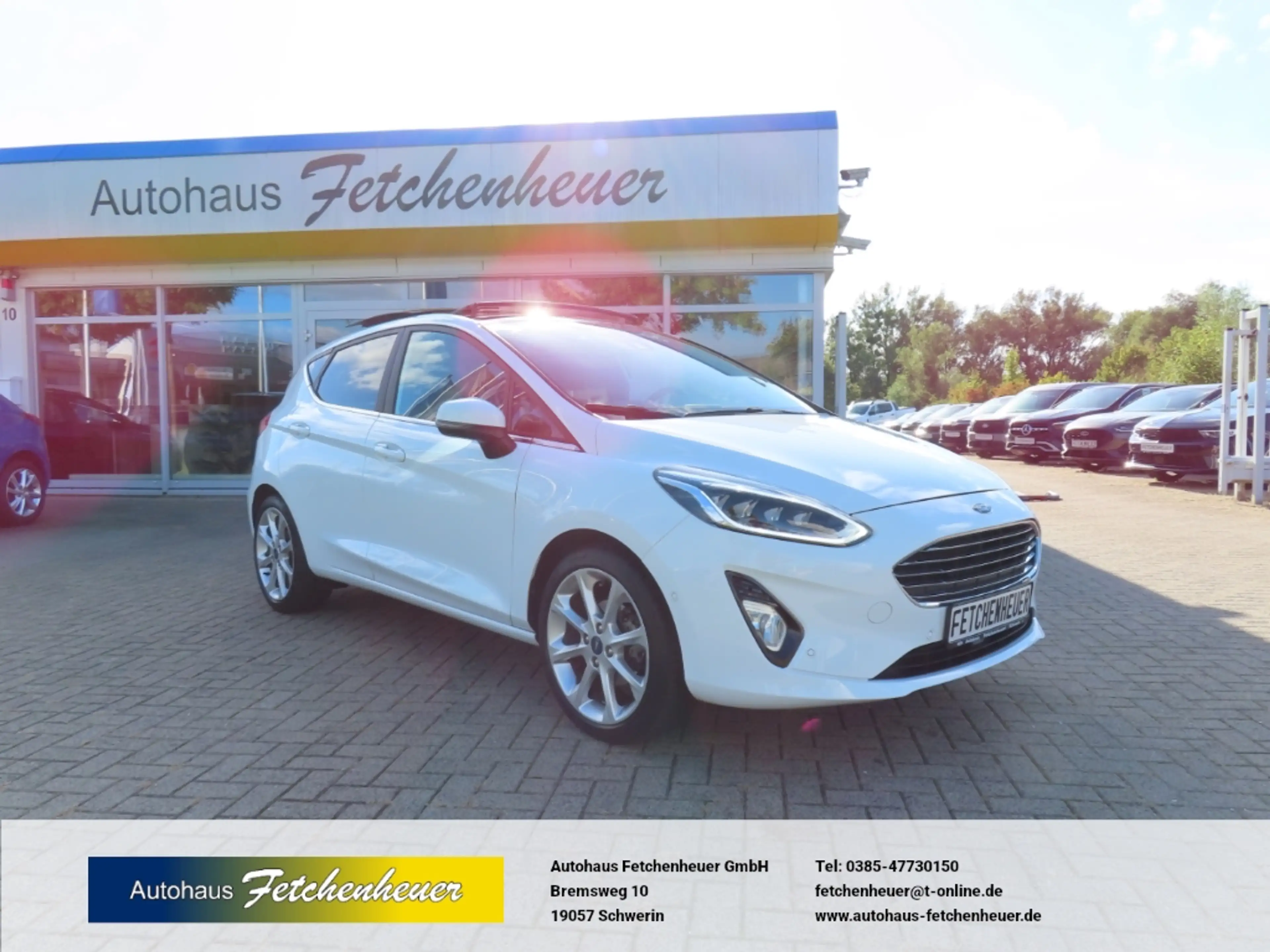 Ford Fiesta Titan. NAVI+LED+RFK+ACC+SHZ+B&O+ALU+PANO