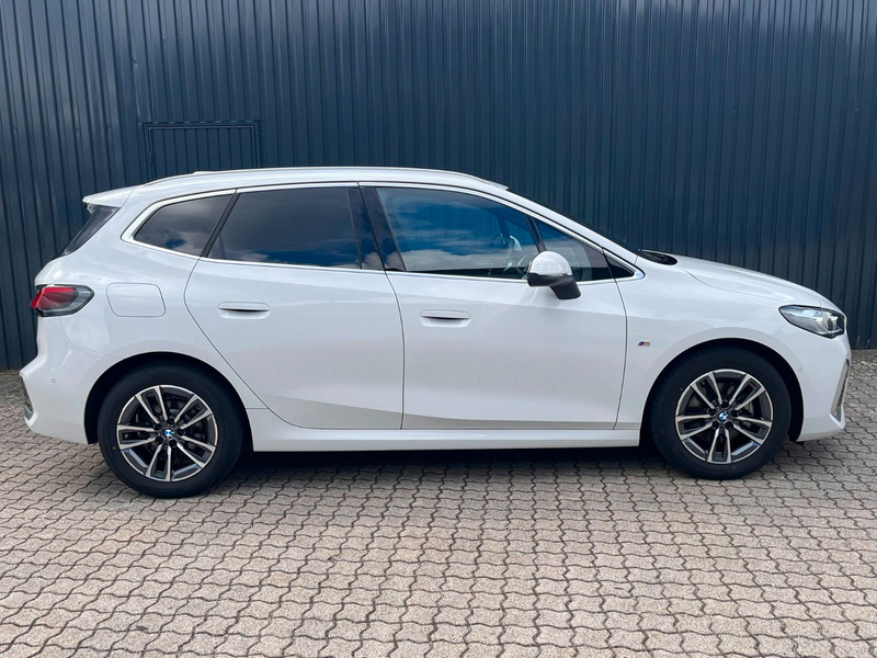 BMW 218 i Aut Active Tourer M SPORT /Kamera/Komfortzu — photo 5