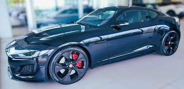 F-Type Coupe 2.0 i4 R-Dynamic Black rwd 300cv auto