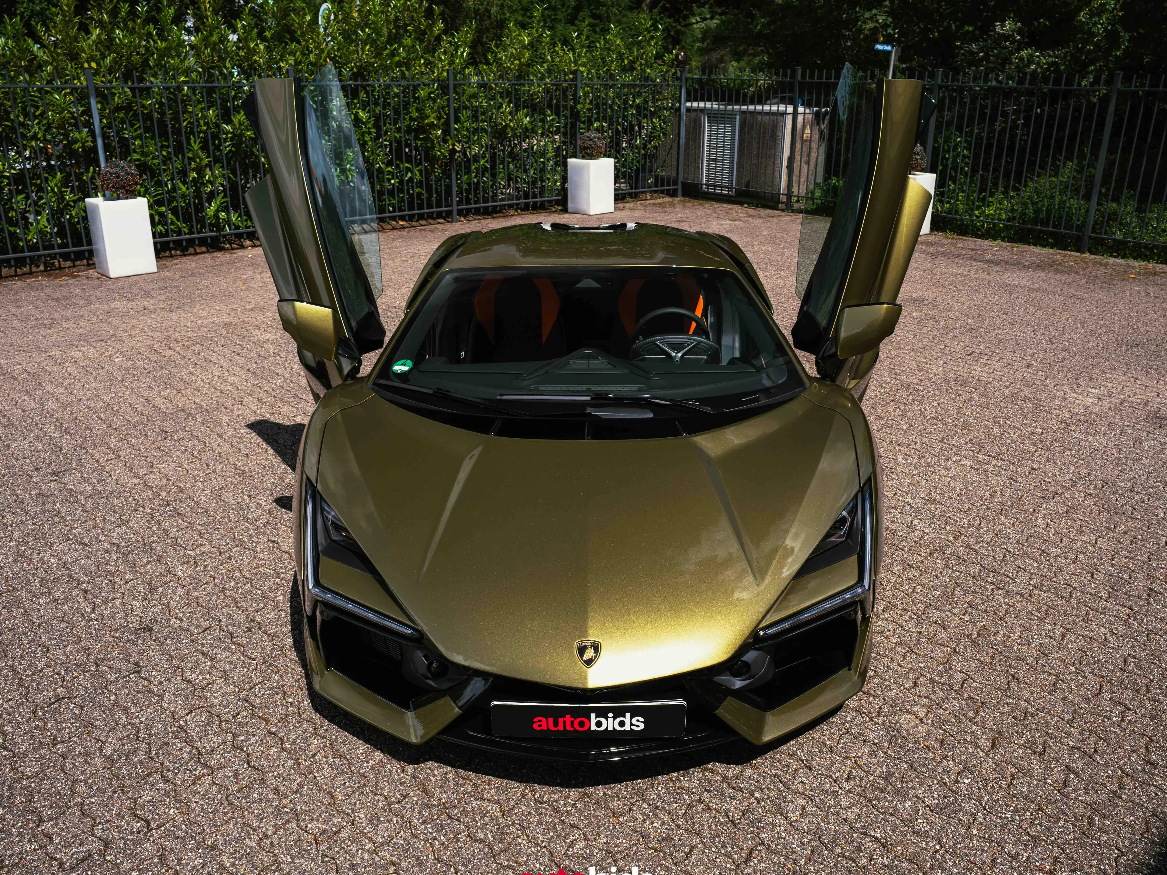 Lamborghini Revuelto Ad Personam — photo 3