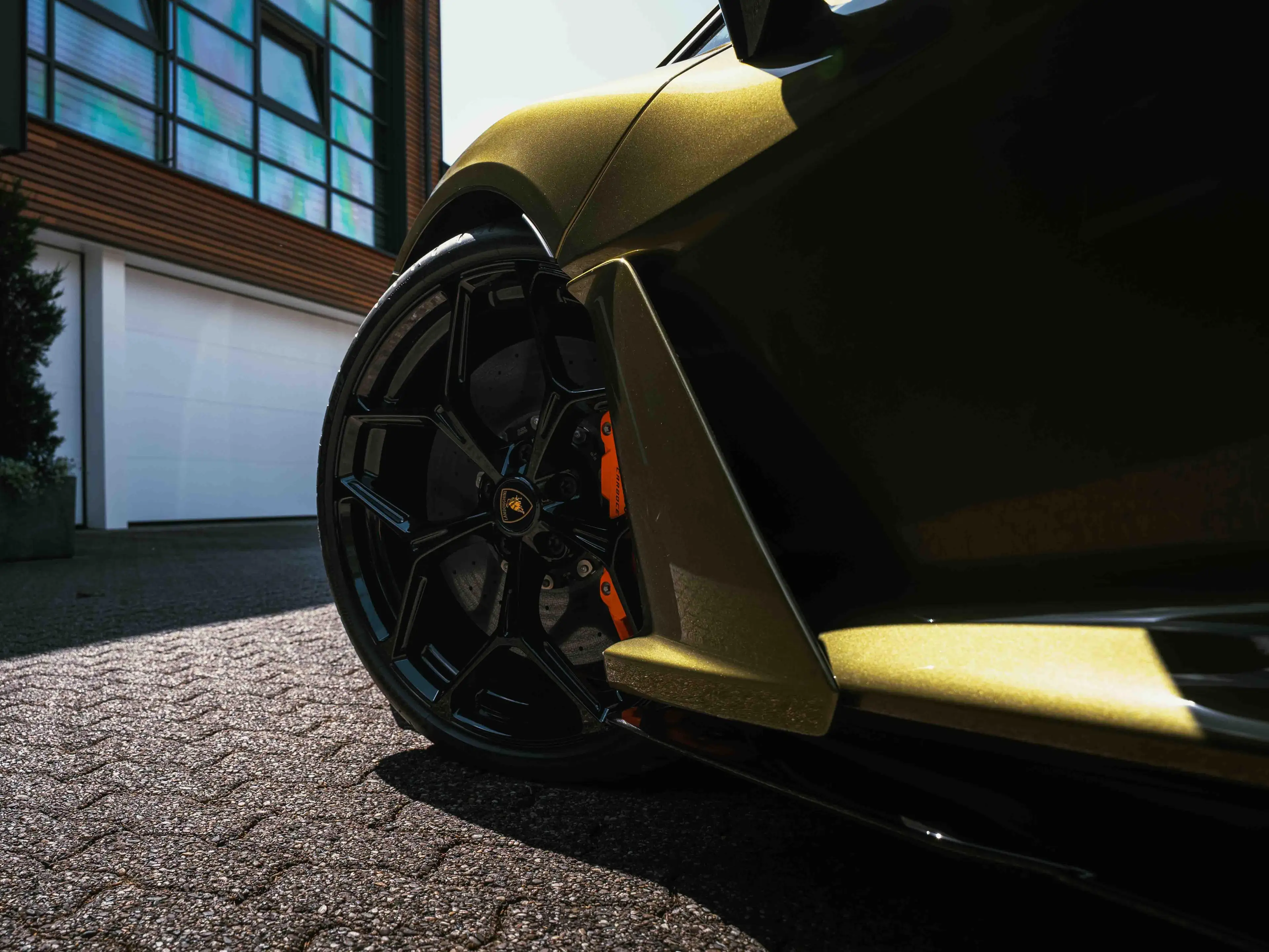 Lamborghini Revuelto Ad Personam — photo 8