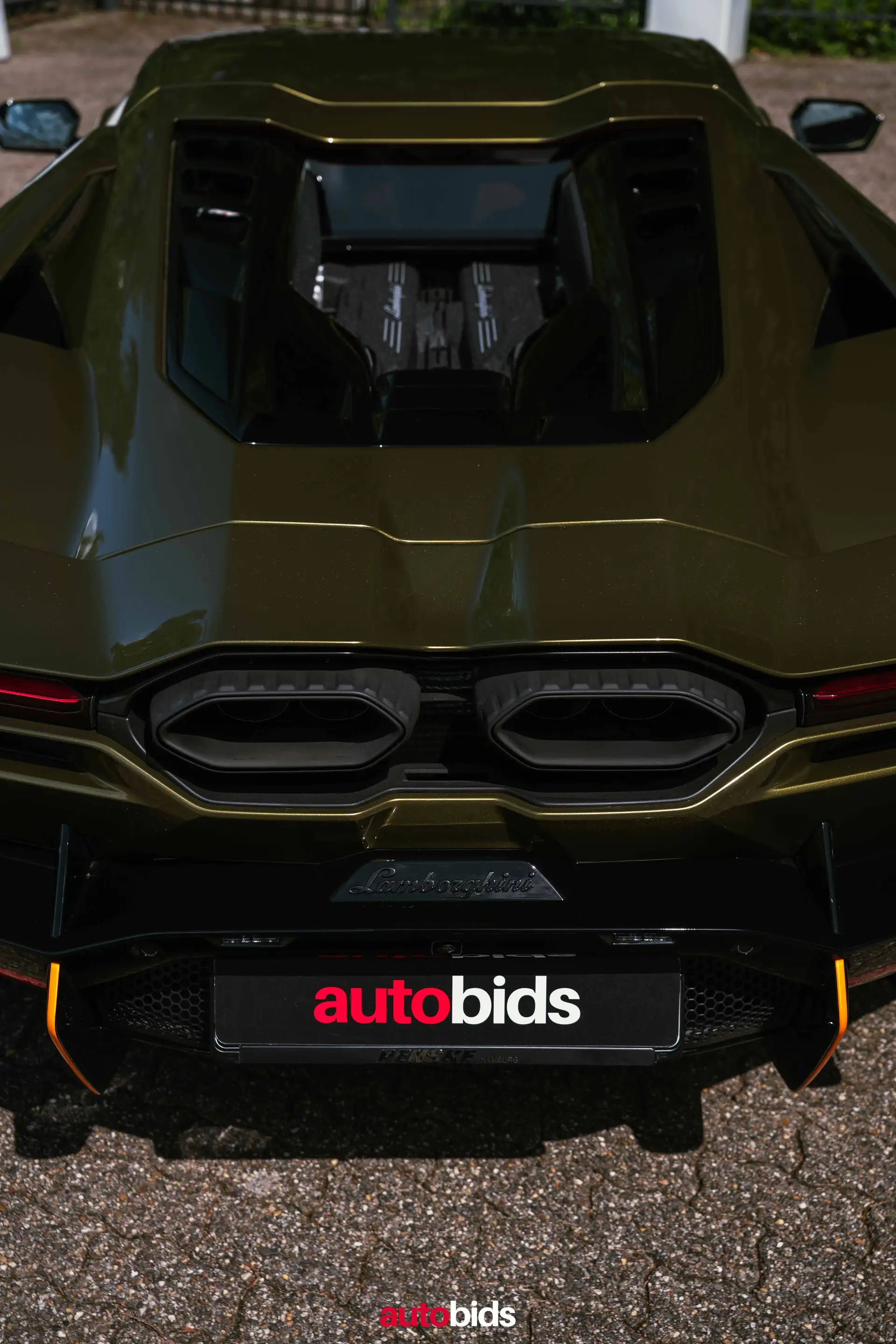 Lamborghini Revuelto Ad Personam — photo 13