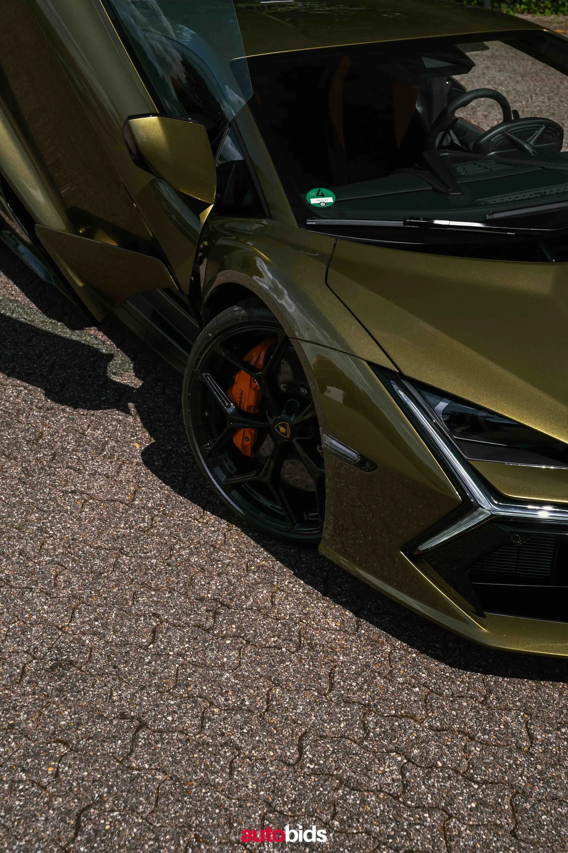 Lamborghini Revuelto Ad Personam — photo 15