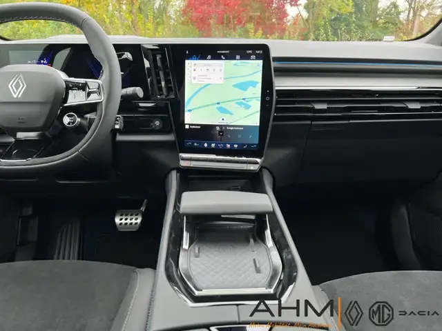 Renault Rafale view 16
