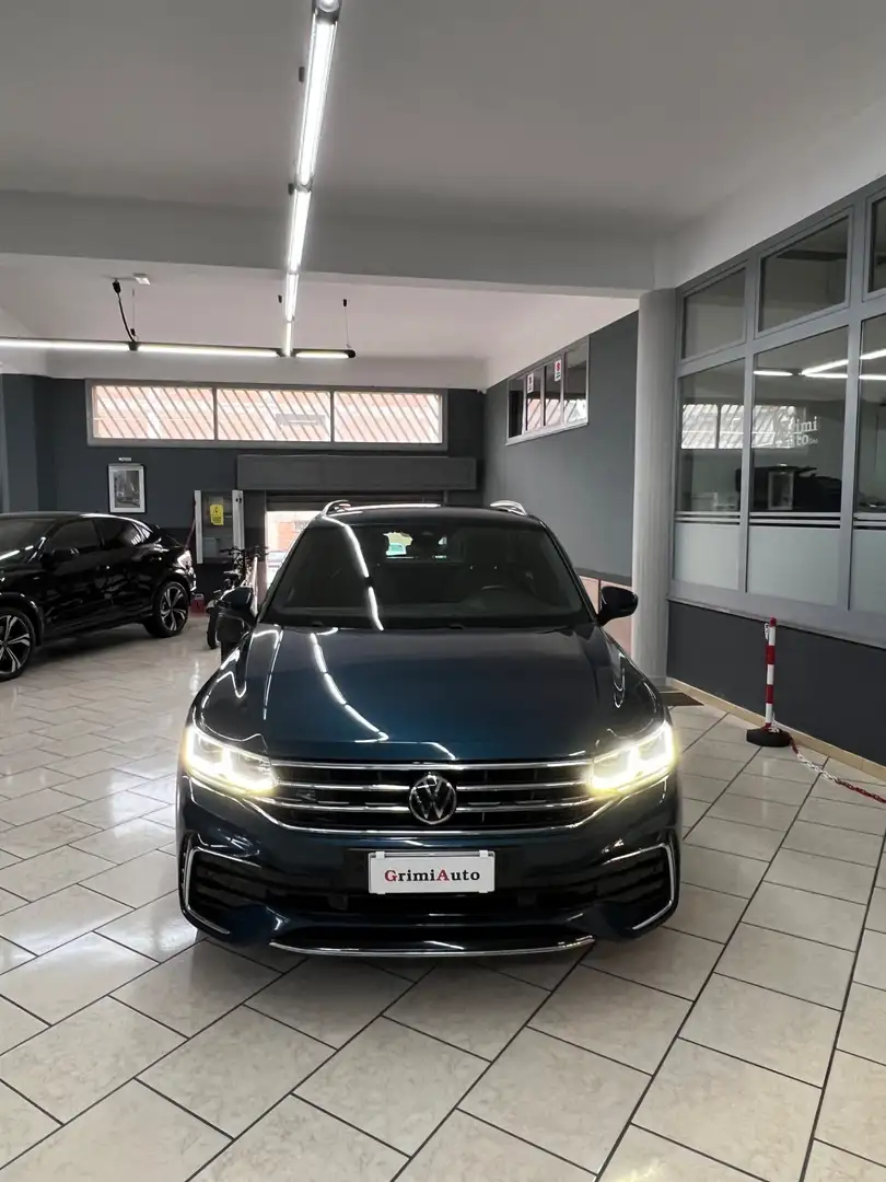 Volkswagen Tiguan 2.0 TDI 150 CV SCR DSG R-Line Blau - 2