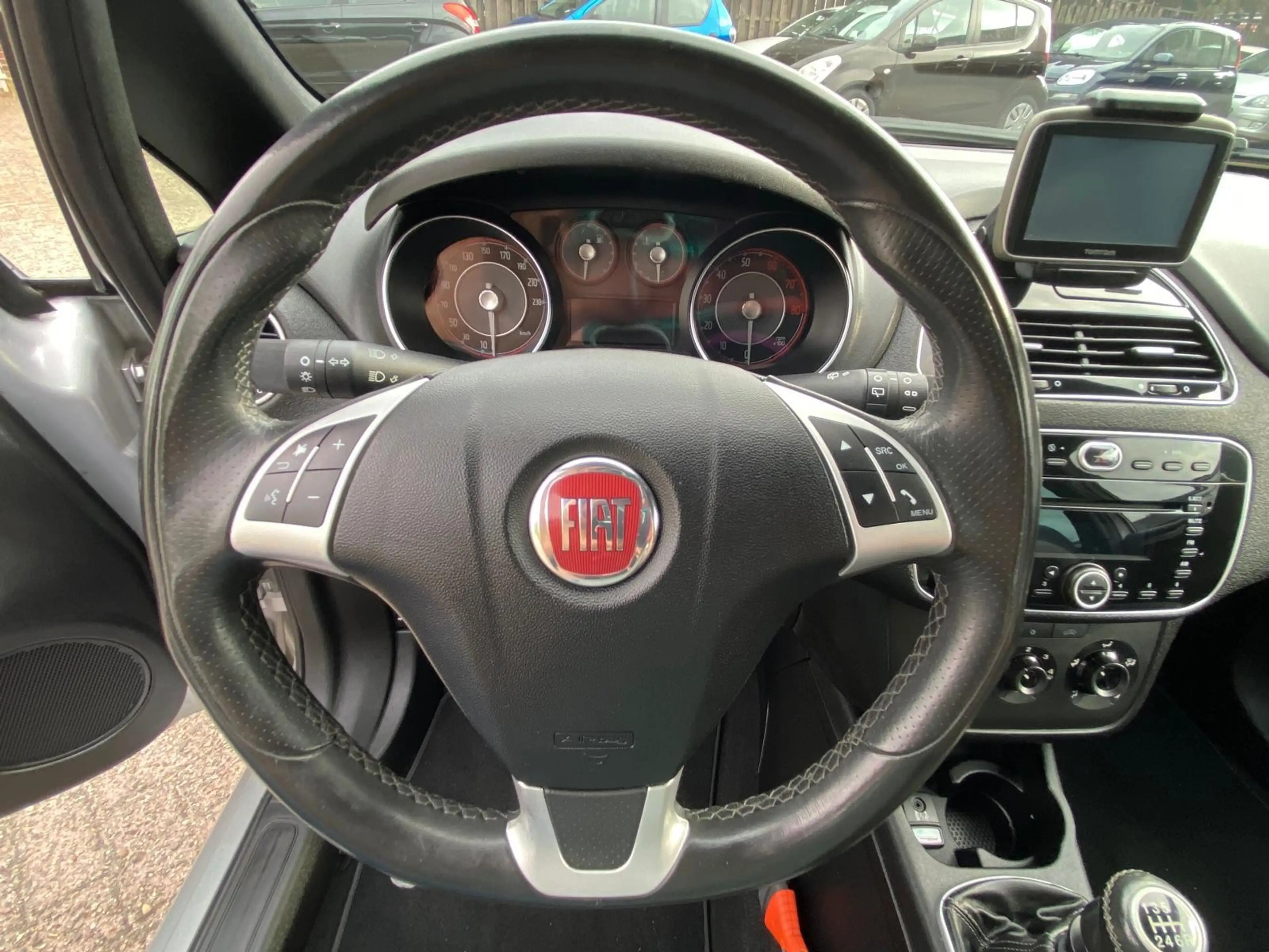 Fiat Punto Evo 0.9 TwinAir Racing — photo 11