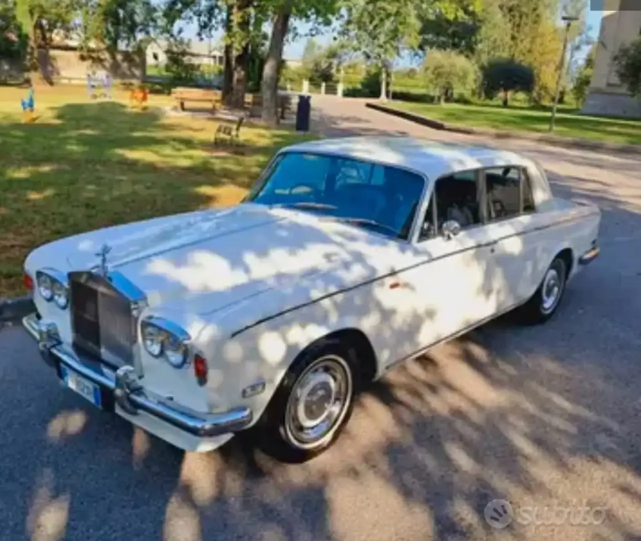 Rolls-Royce Silver Shadow 6.8 II Белый - 1