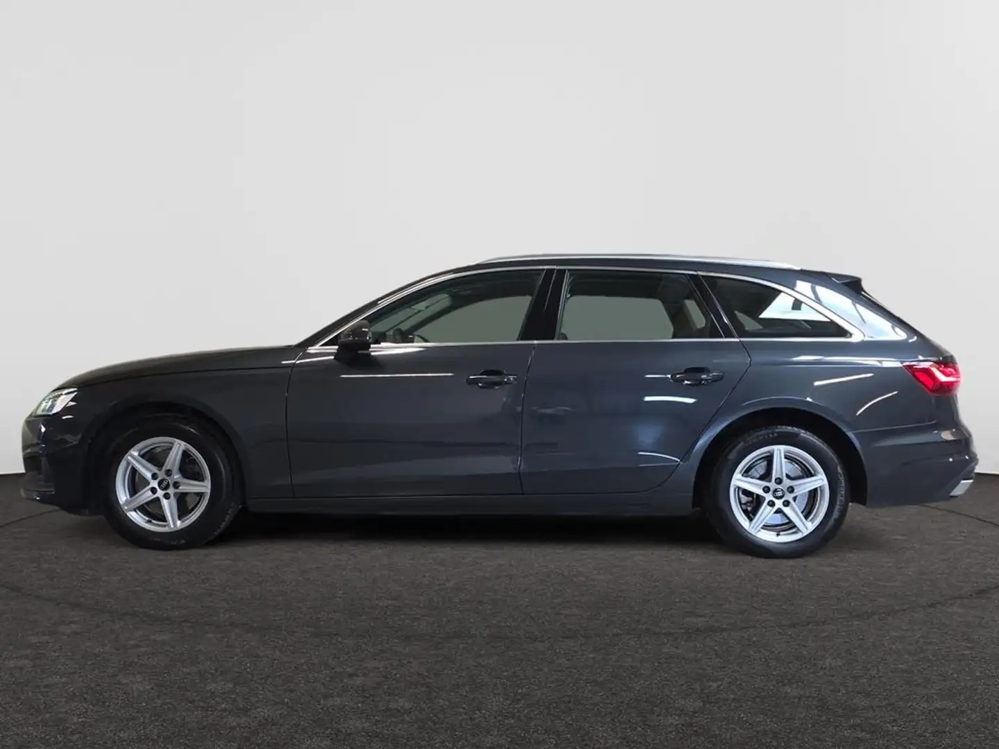 Audi A4 Avant 35 TFSI Business Edition Attraction S tronic Grau - 2