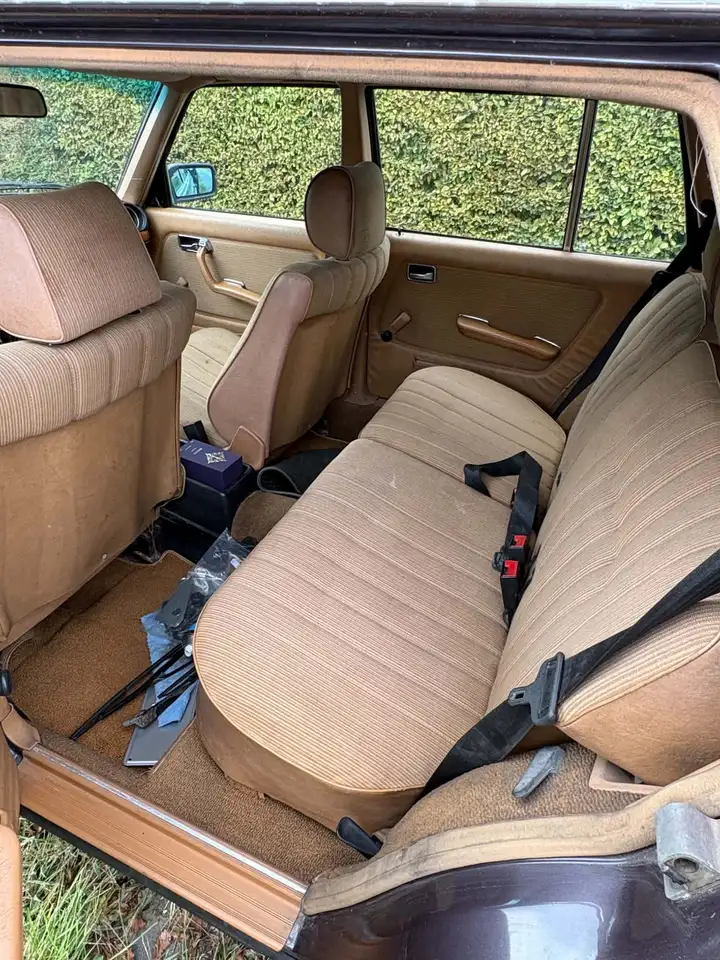 Mercedes-Benz 300 W123 300TD, foto 7
